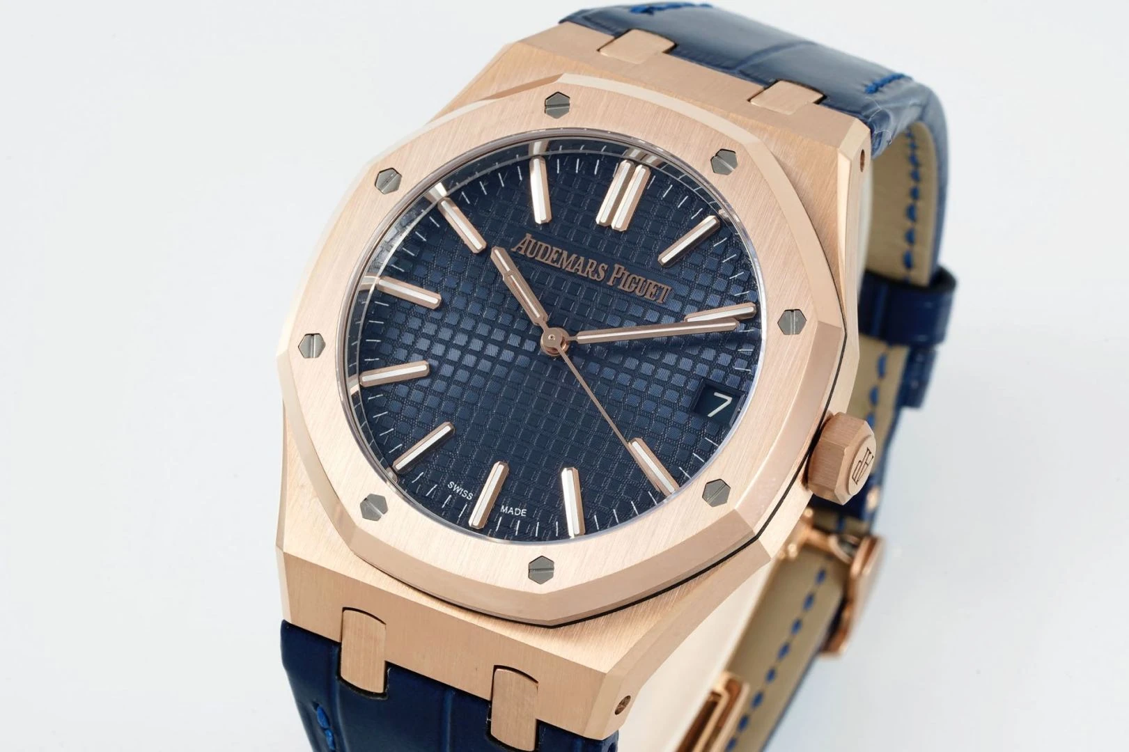 160a96e30e7a19c 阿默表行AmoWatch