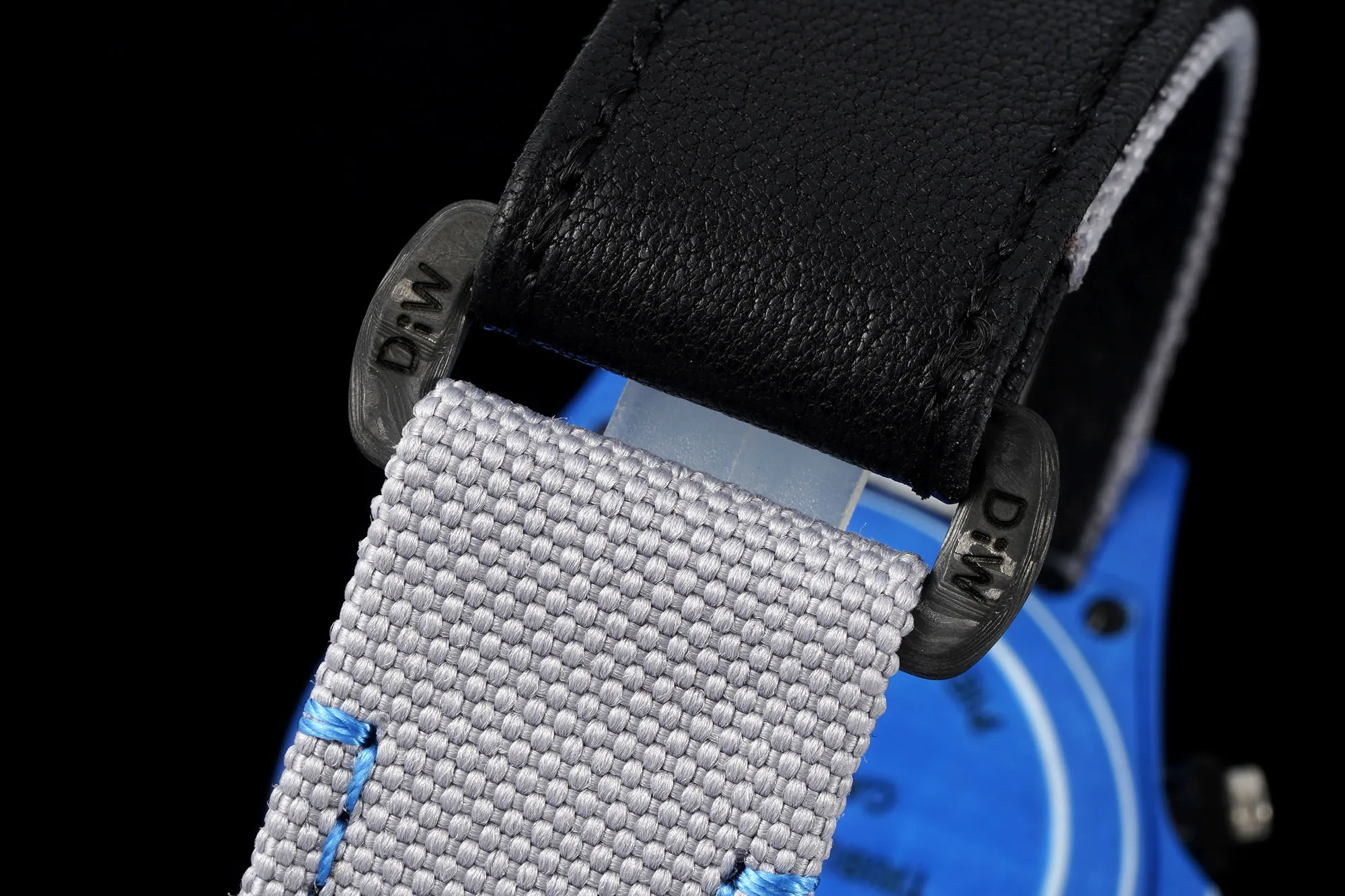 1b4a4548b9bf815 阿默表行AmoWatch