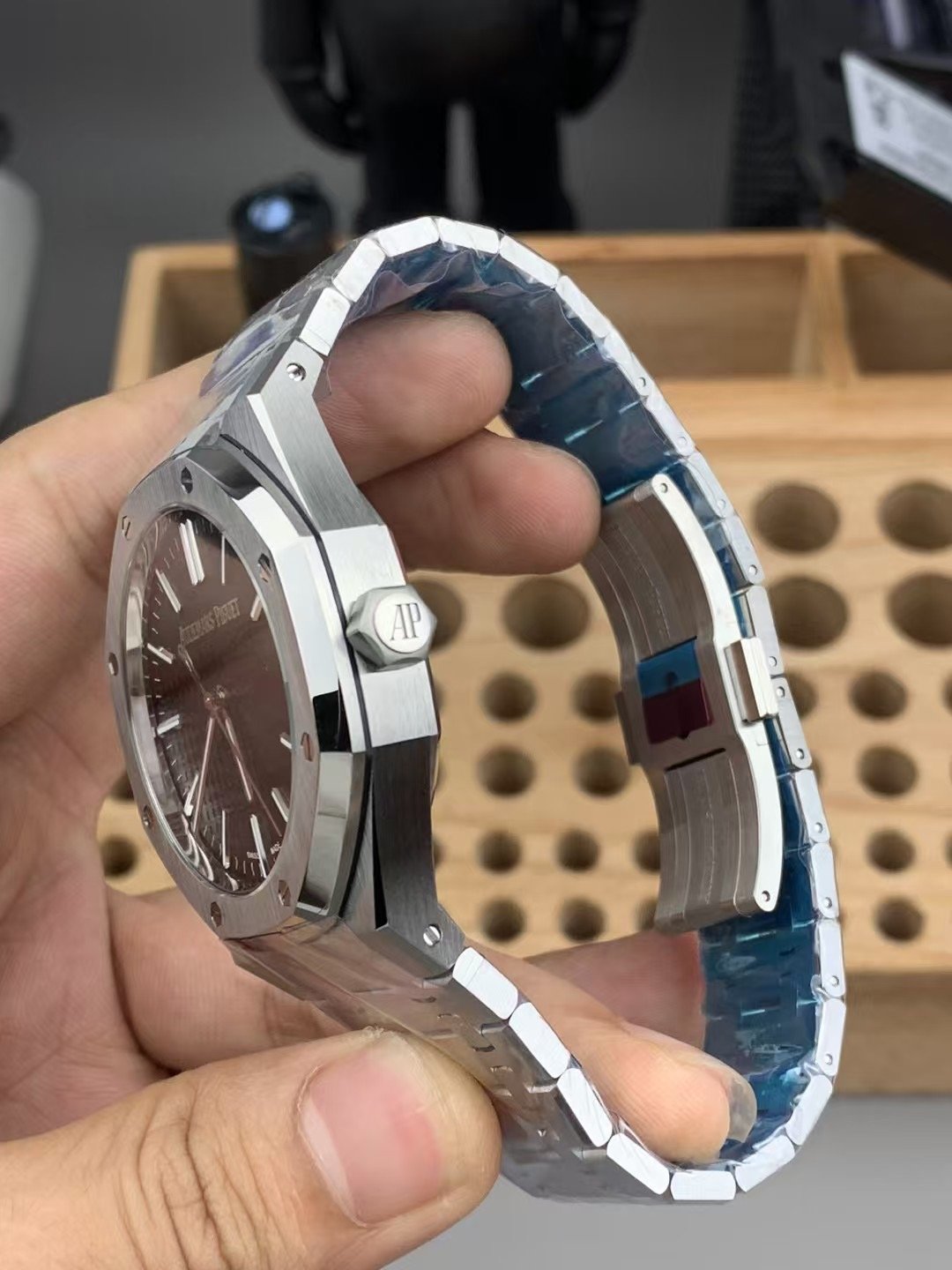 1e634777a743b25 阿默表行AmoWatch