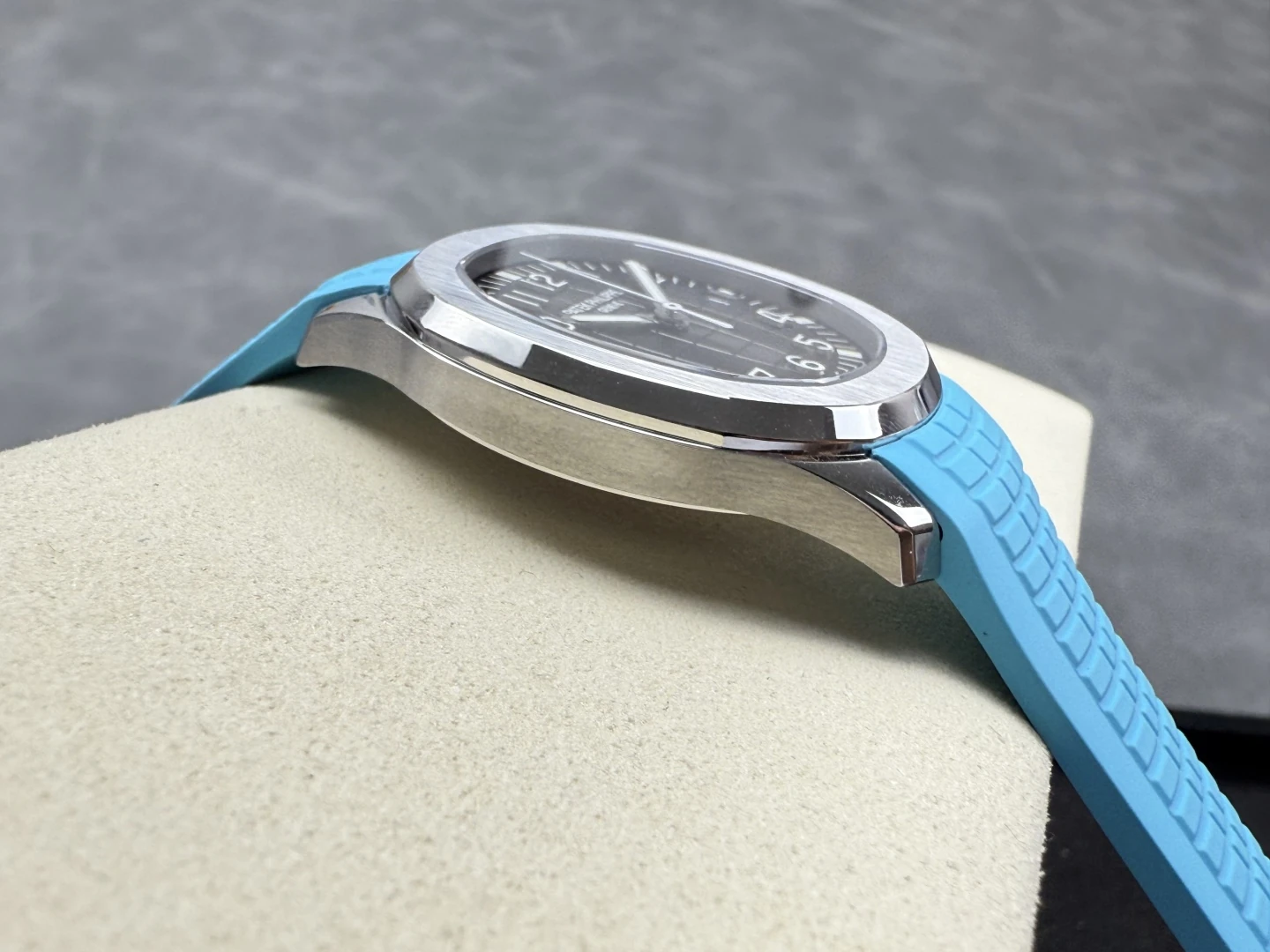 29a14f5741fd5c4 阿默表行AmoWatch