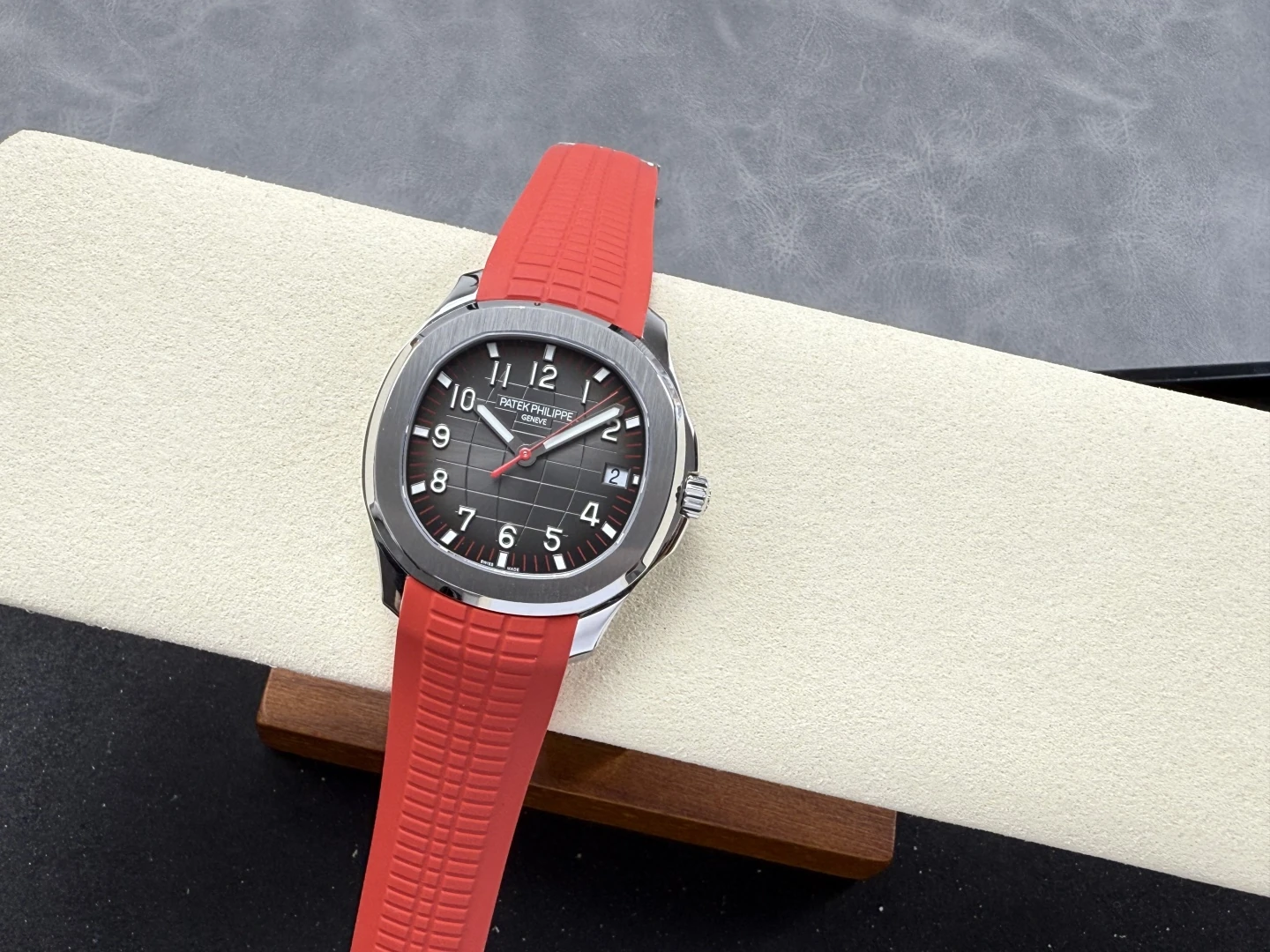3bc76d635395bca 阿默表行AmoWatch