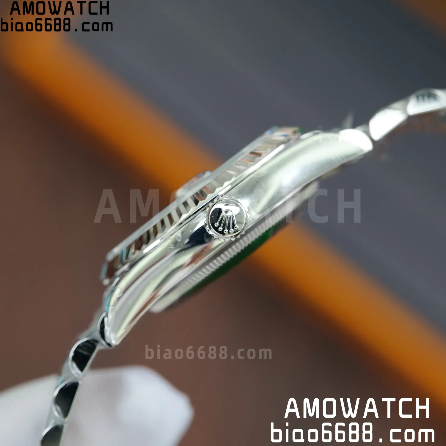 4f8cde7fd06d02f AMO Watch