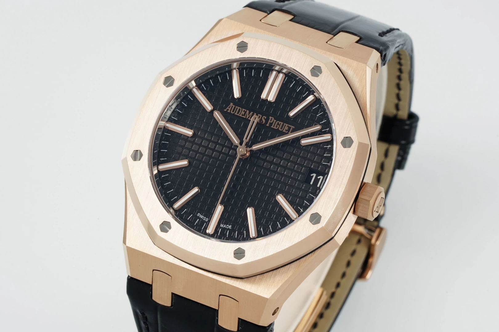 68cae796601b6b2 阿默表行AmoWatch