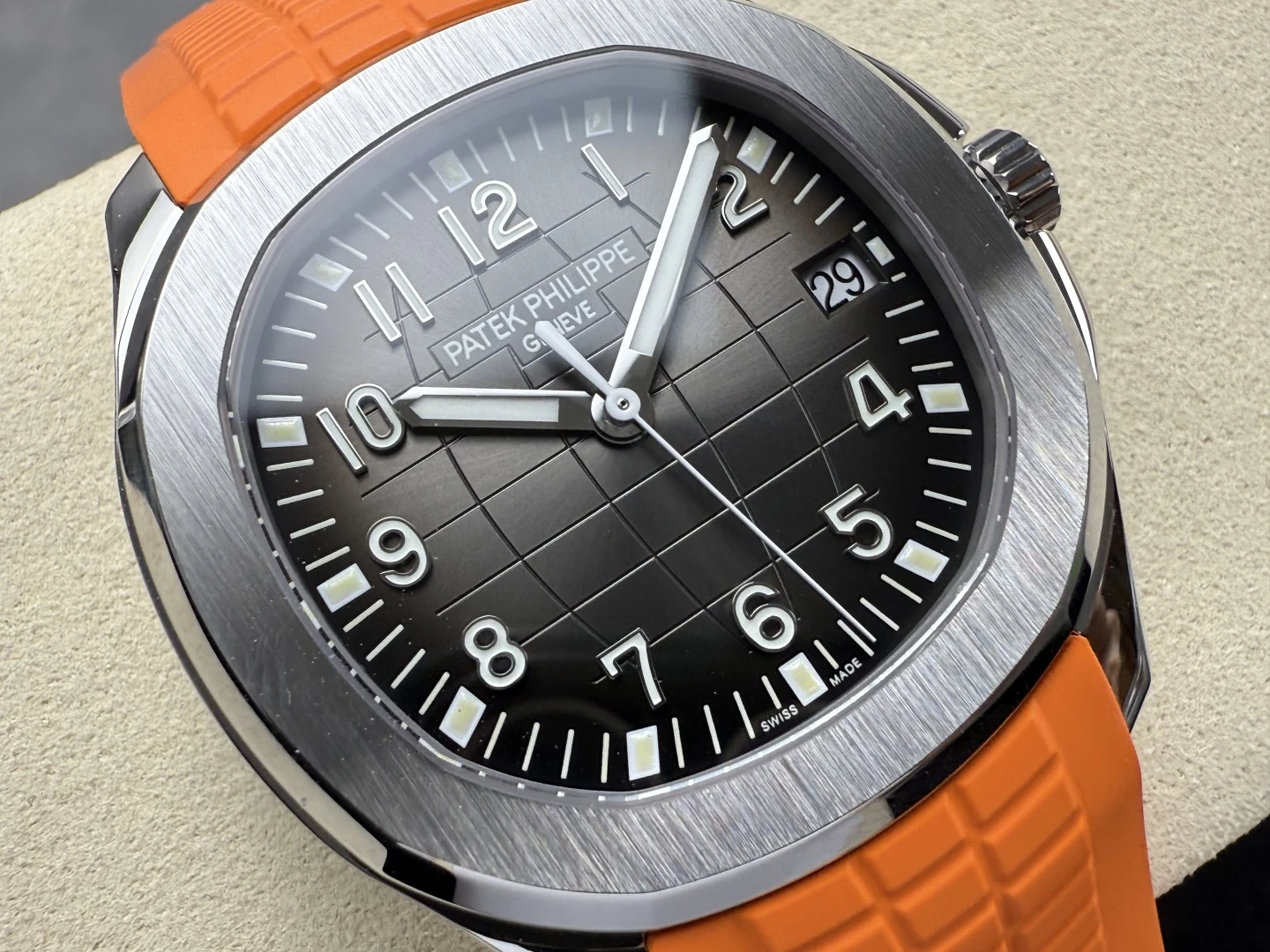 7da26aed8b20346 阿默表行AmoWatch