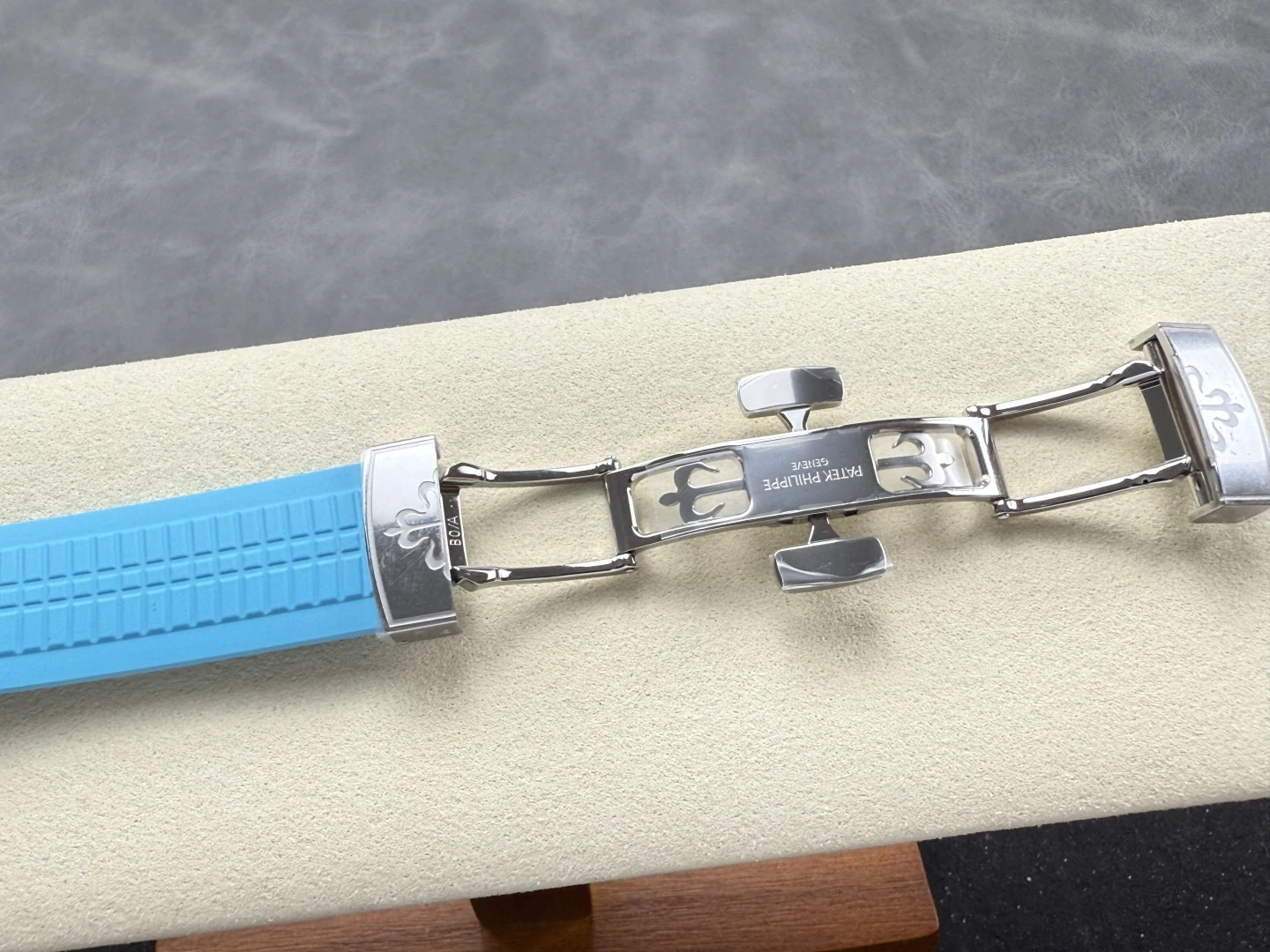 8a0ce81f6d77116 阿默表行AmoWatch
