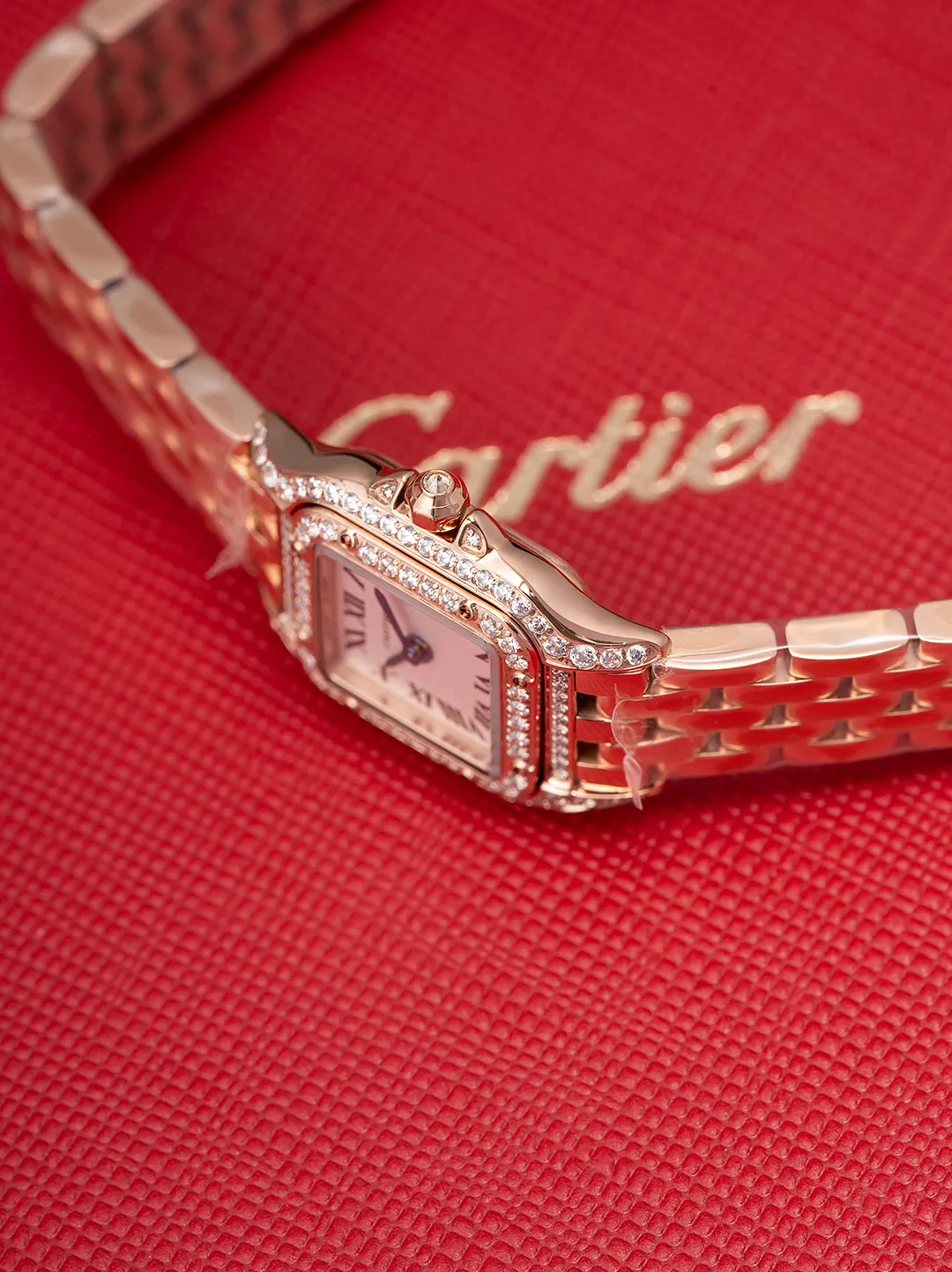8f72e0d0f472060 AMO Watch