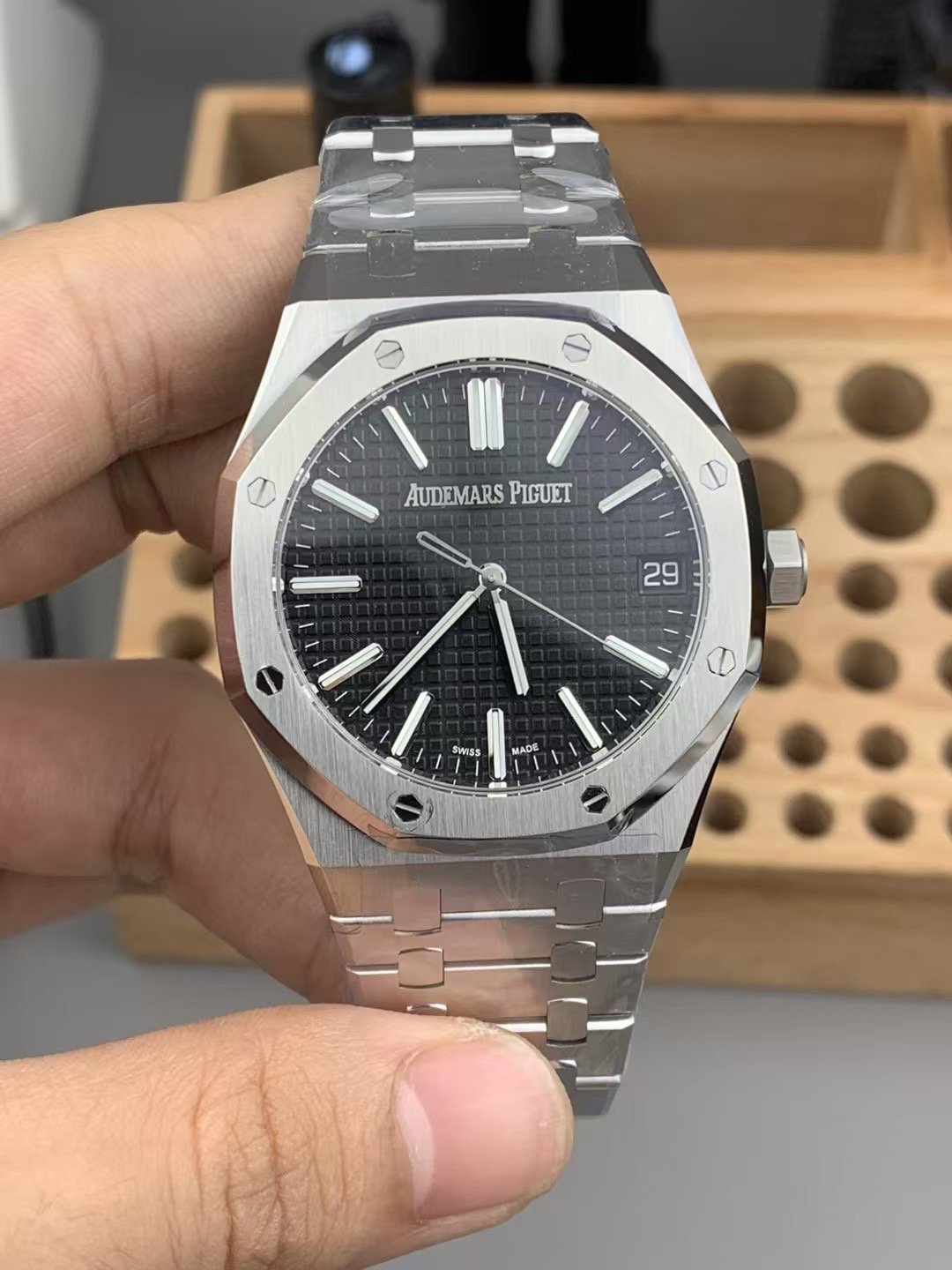 965b3d80afafc54 阿默表行AmoWatch