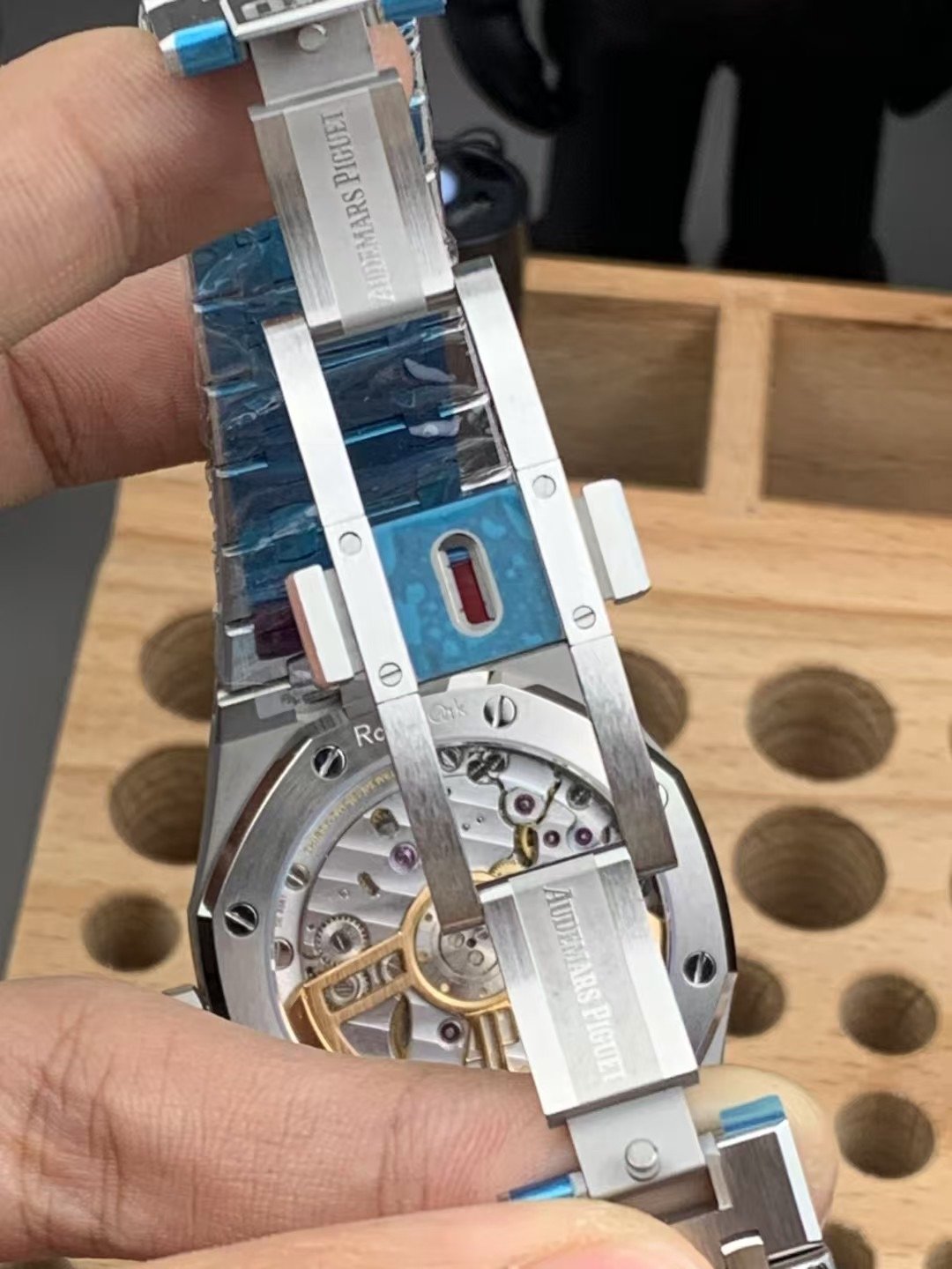 a7d7d5d9a49cc27 阿默表行AmoWatch