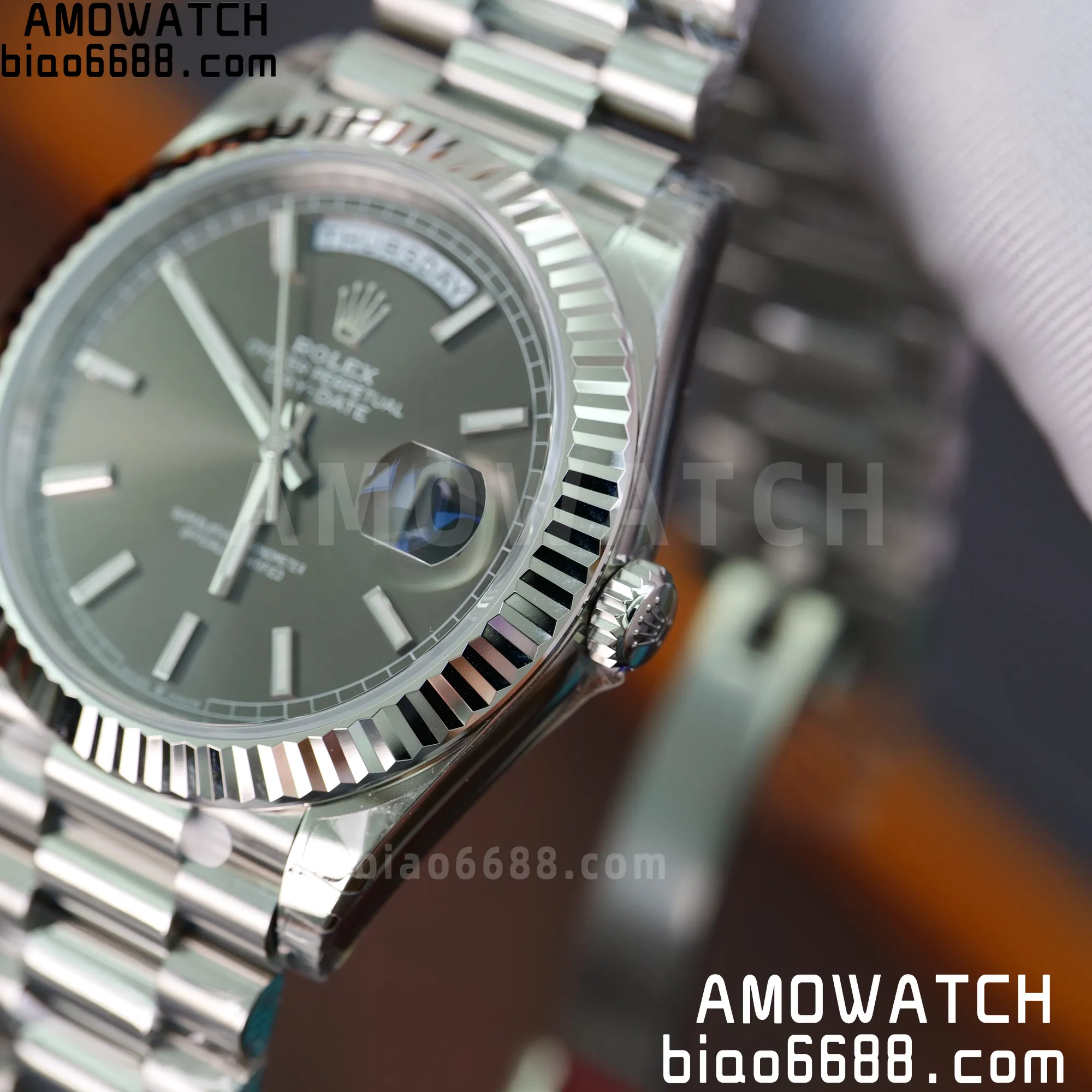 adad37cee681101 AMO Watch
