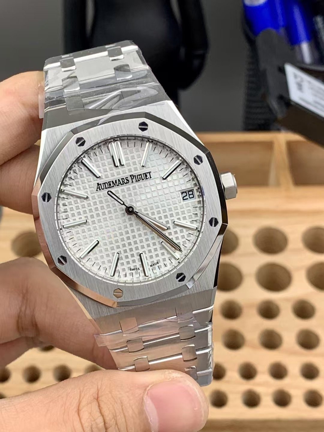 bcc4c0dc7bc81aa 阿默表行AmoWatch