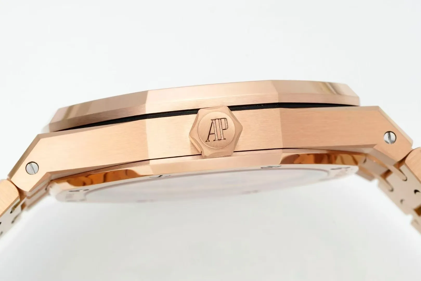 bf4fbf89d3952c0 AMO Watch