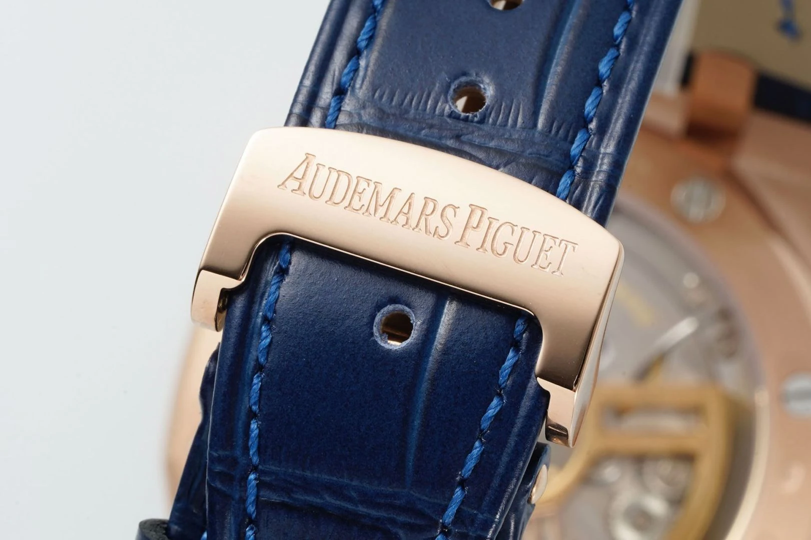 eea20356e379db0 阿默表行AmoWatch