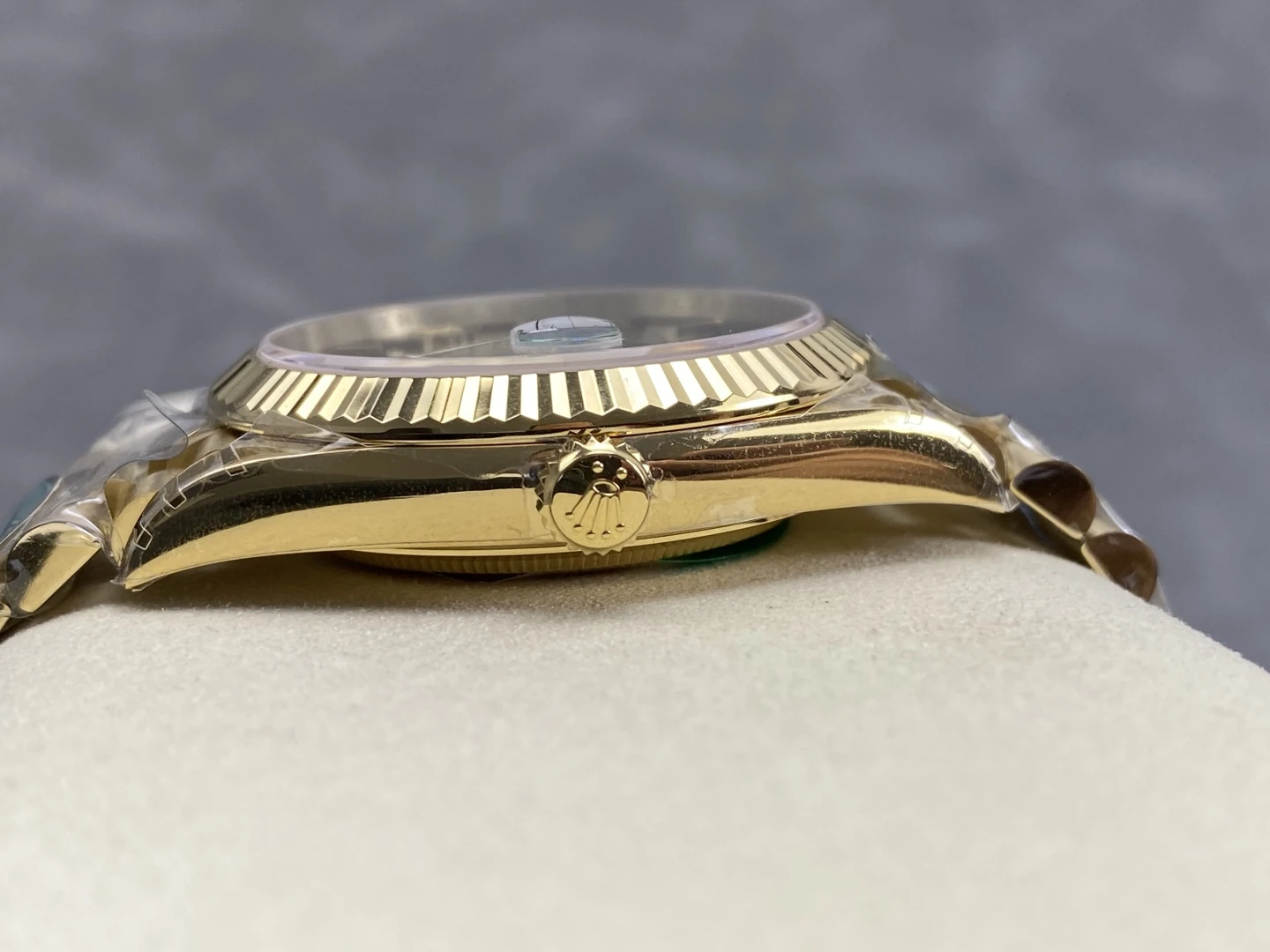 11849f65e4ccdc9 AMO Watch