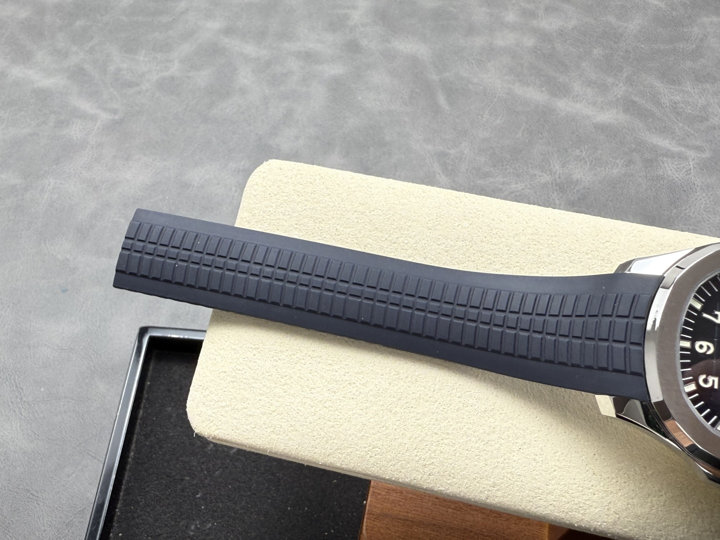 1331d87c3076730 阿默表行AmoWatch