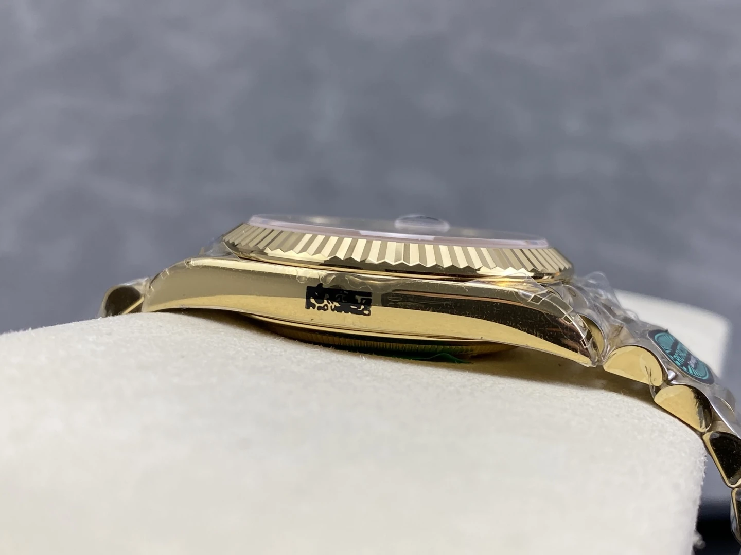 19d3af75f5cdd35 阿默表行AmoWatch