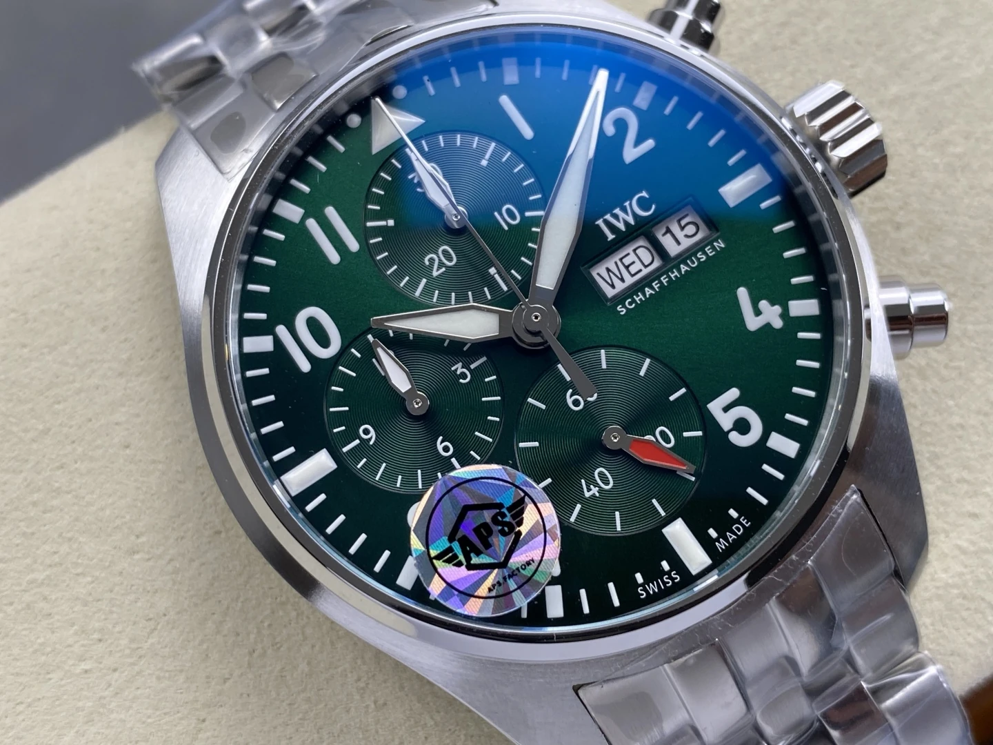 2d802239bde2012 AMO Watch