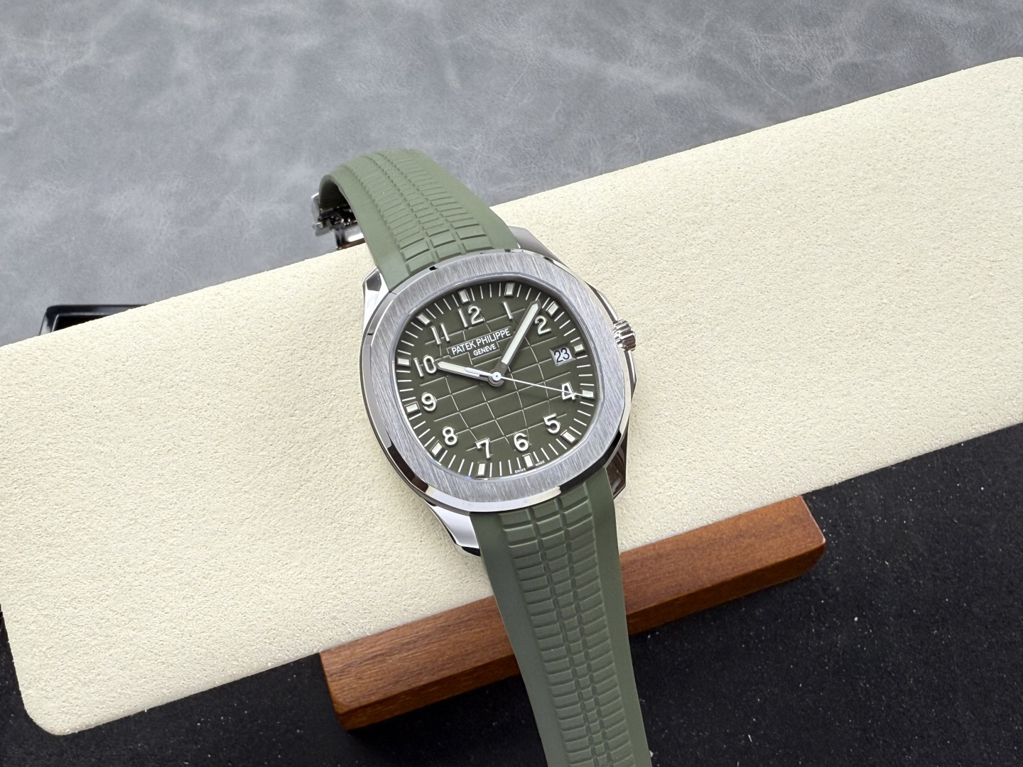 2df3dca17407254 阿默表行AmoWatch