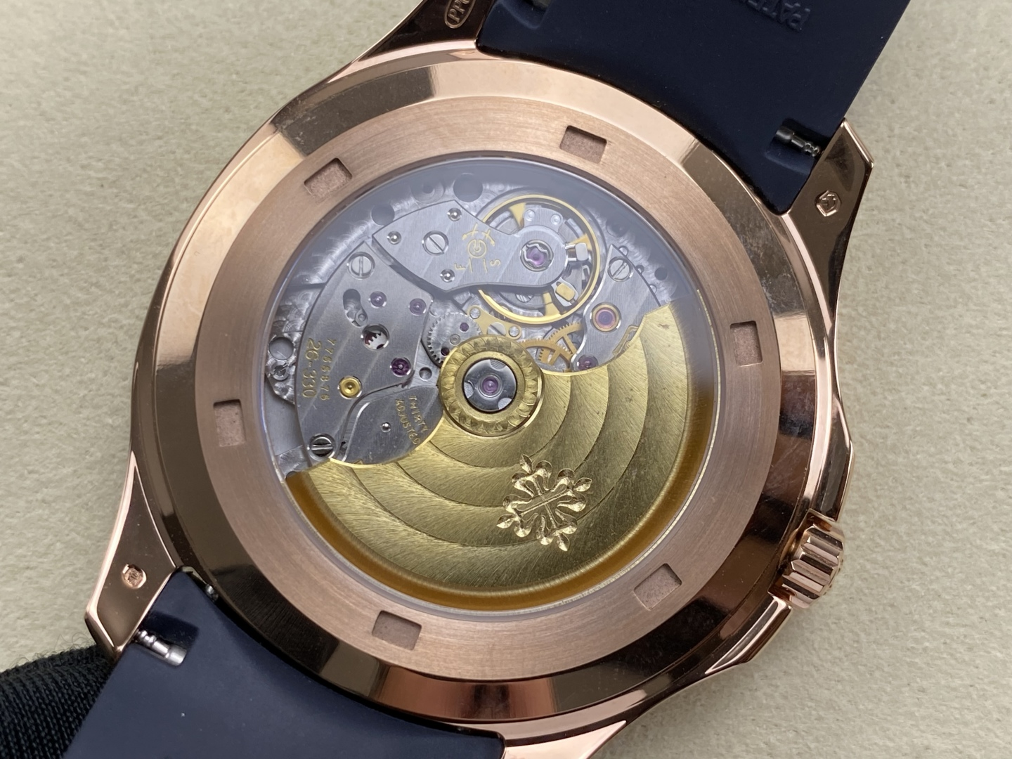2e9d2c5f231affc AMO Watch