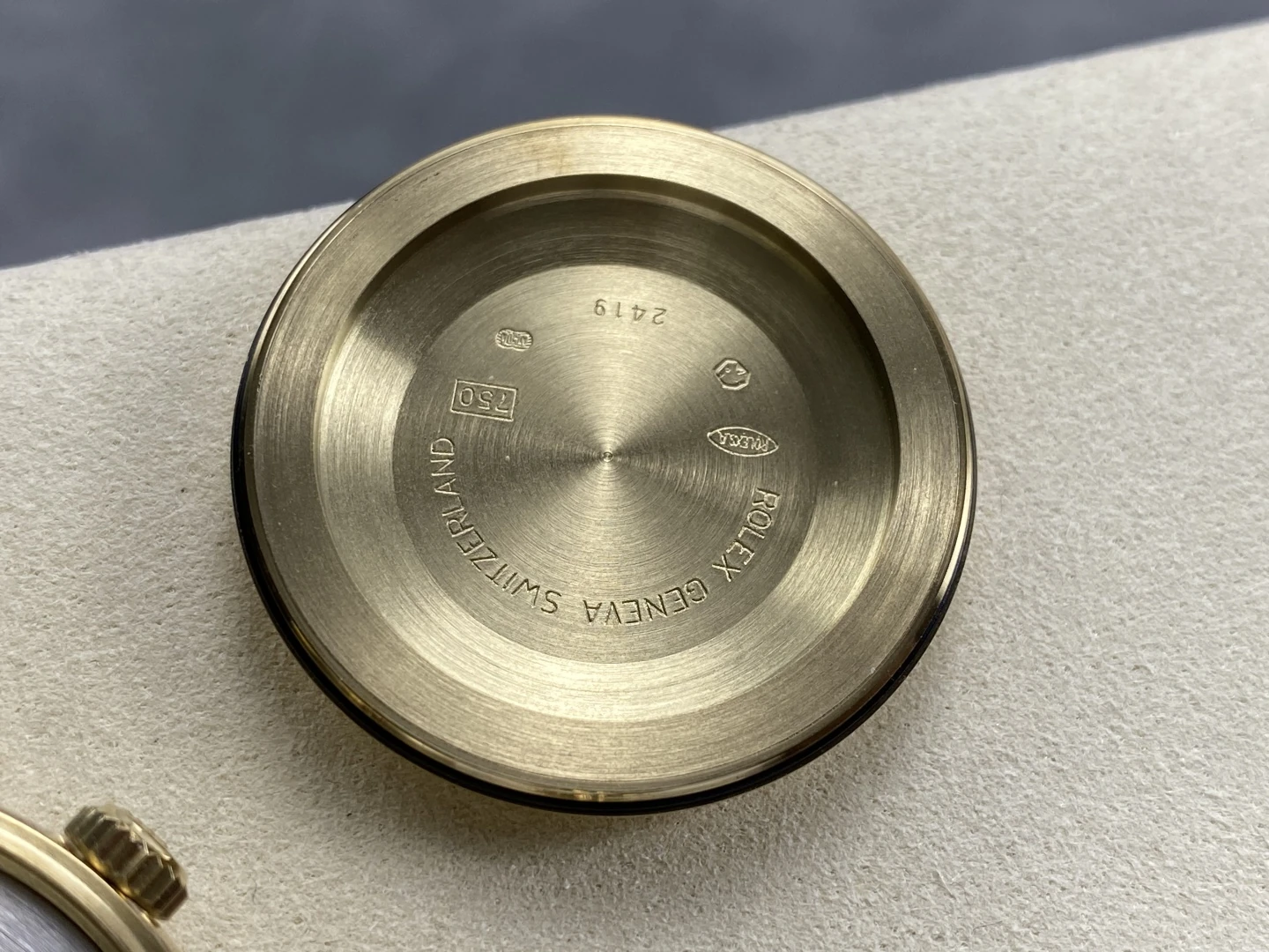 51e14702b29697a AMO Watch