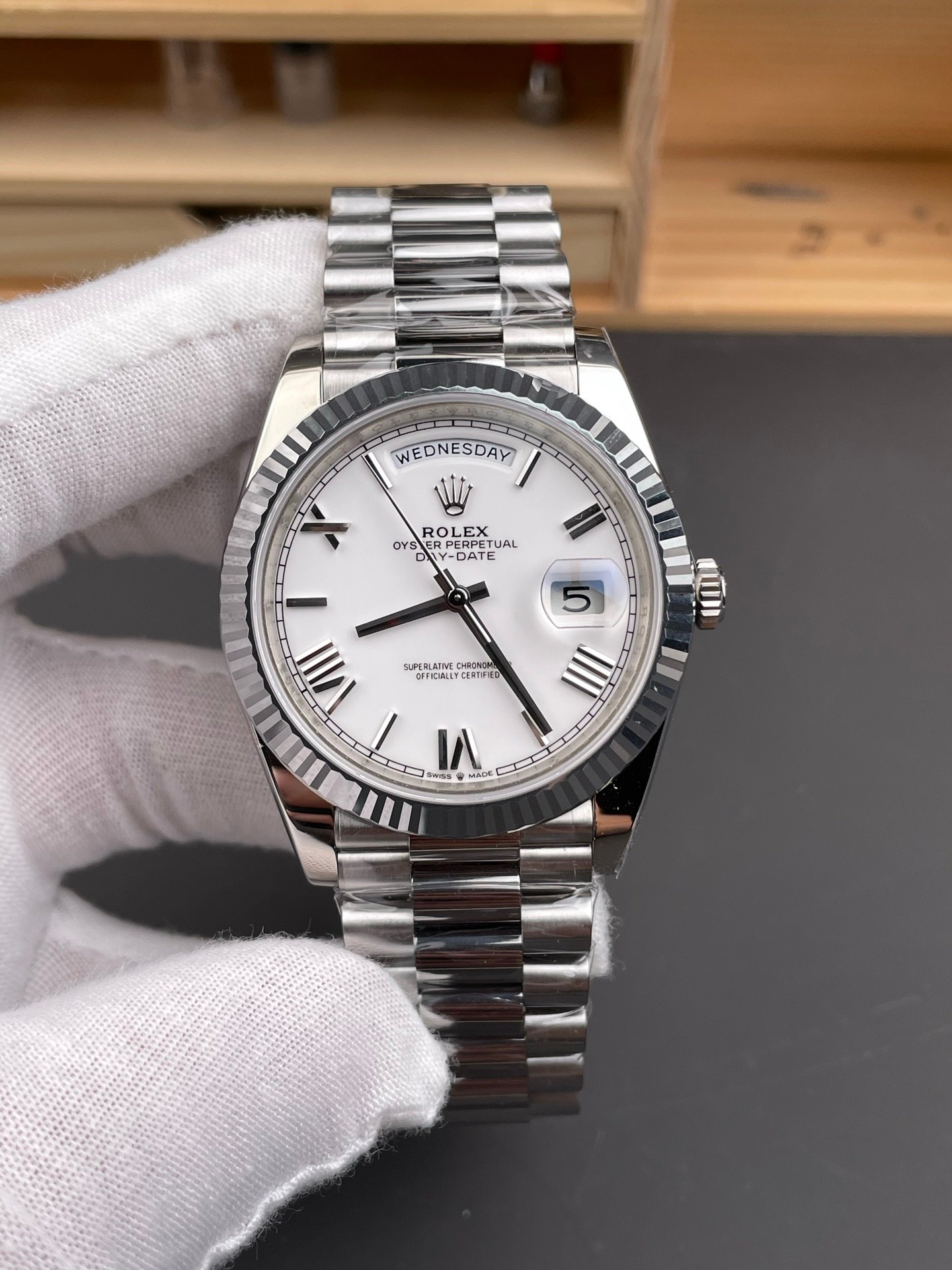 536766c97d37509 AMO Watch