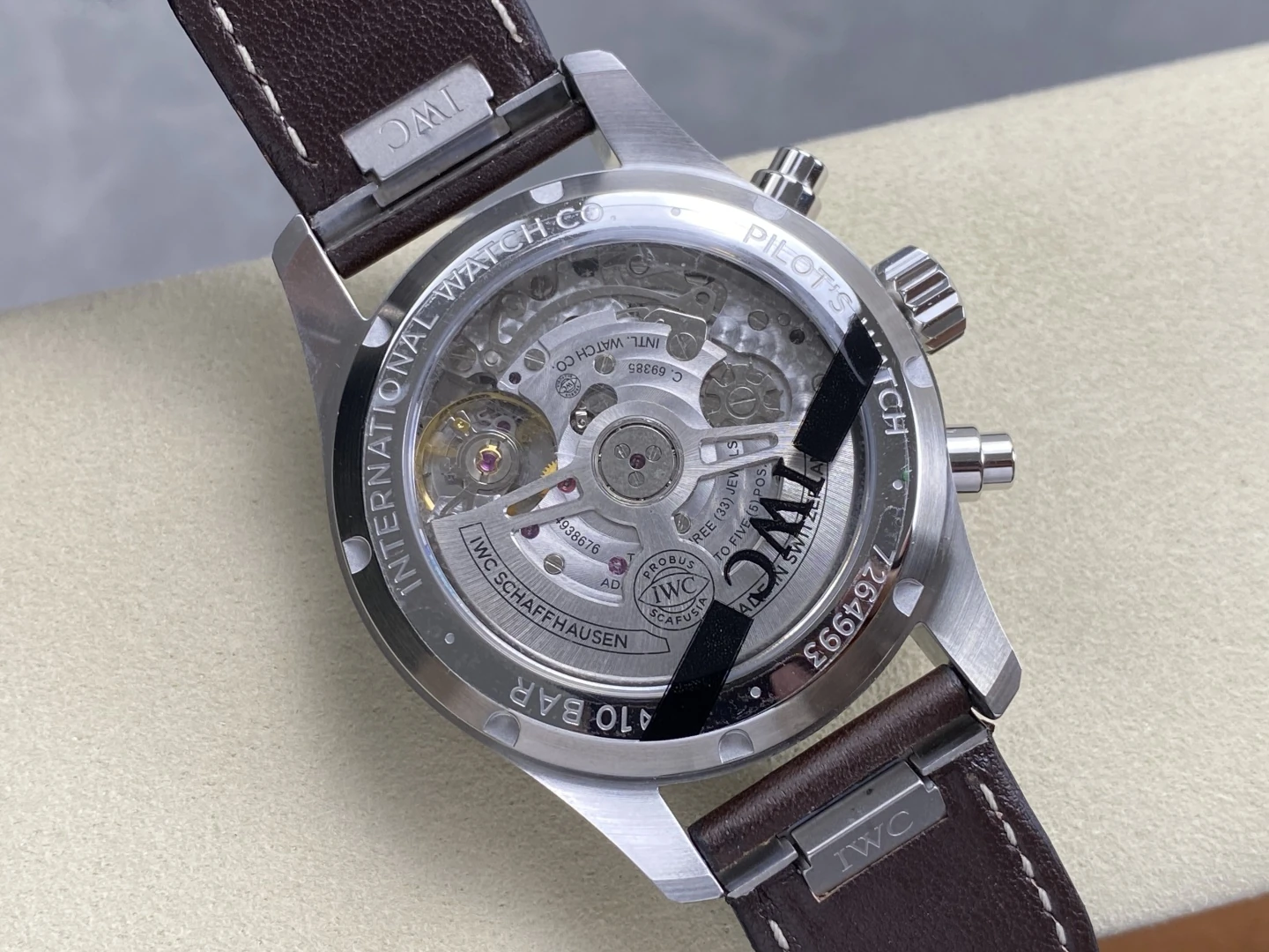 592315887688383 AMO Watch