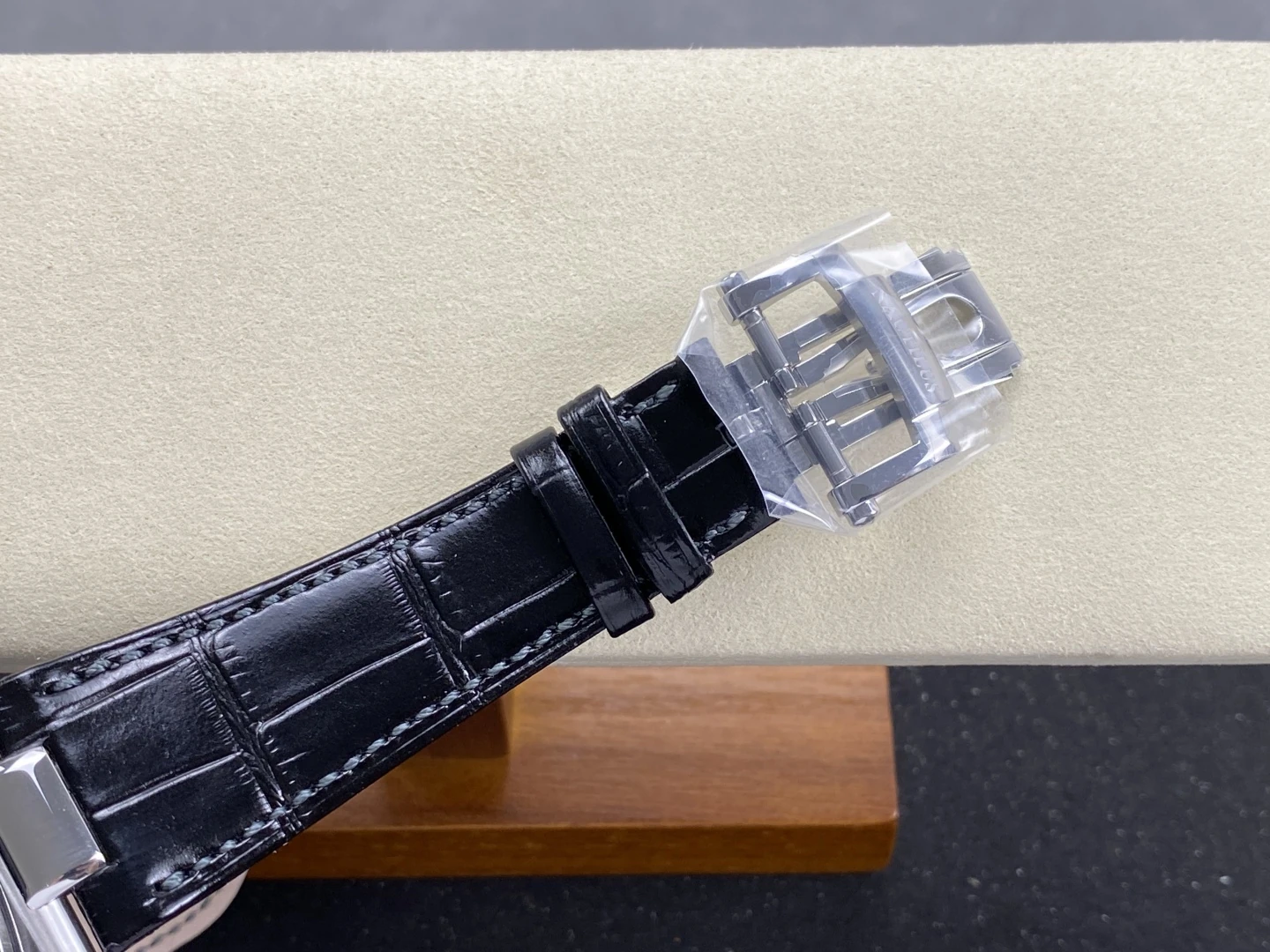 5bcded3412245f3 阿默表行AmoWatch