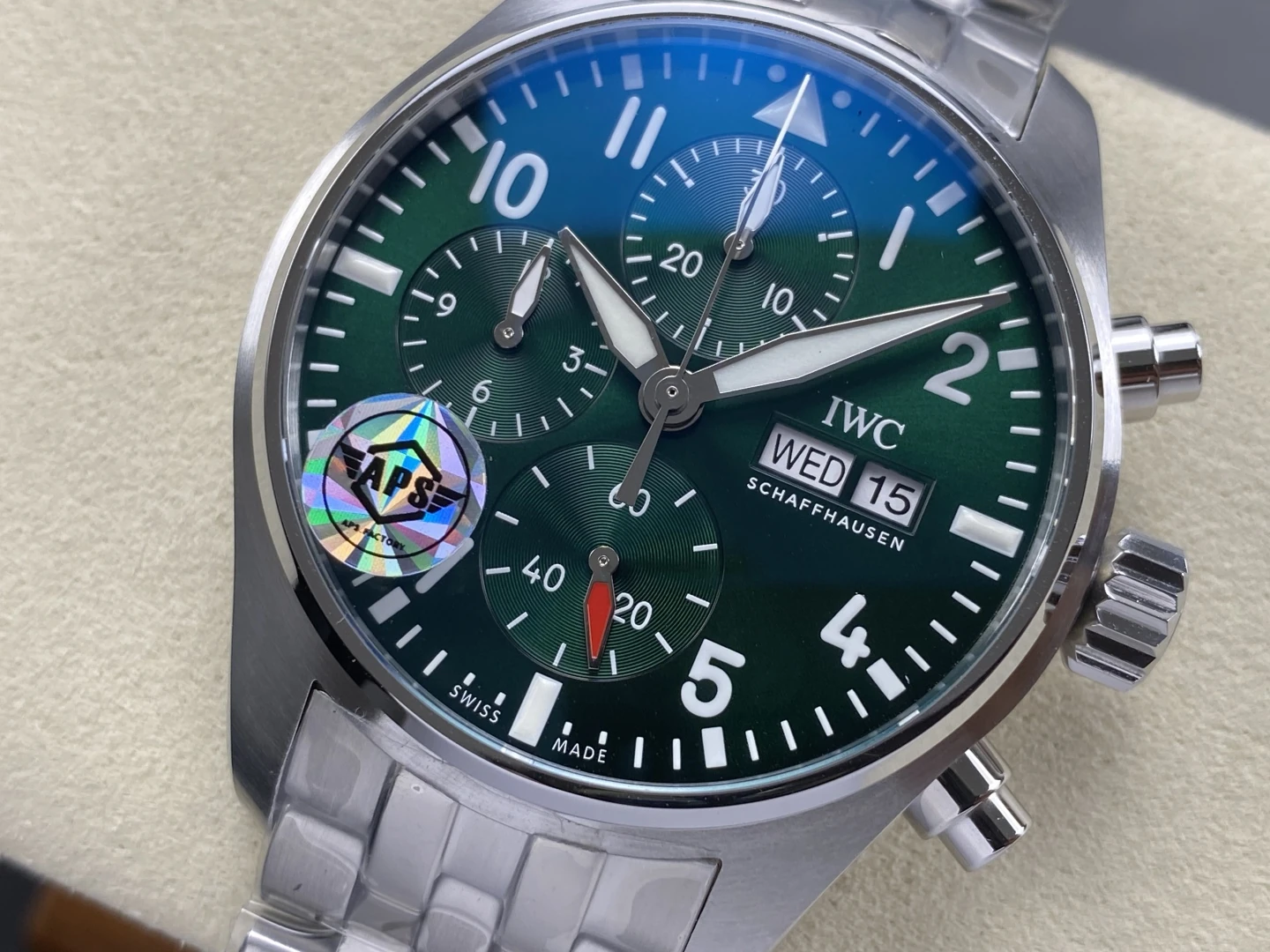 61d3b2042639220 AMO Watch