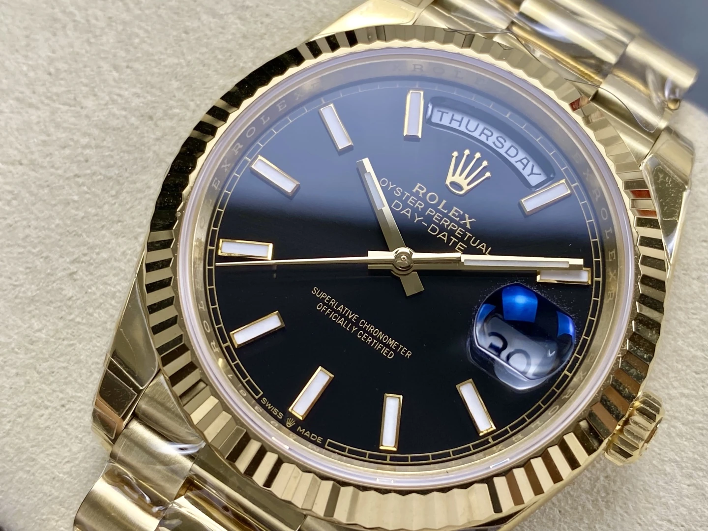 62aa5bcf089e3bb 阿默表行AmoWatch