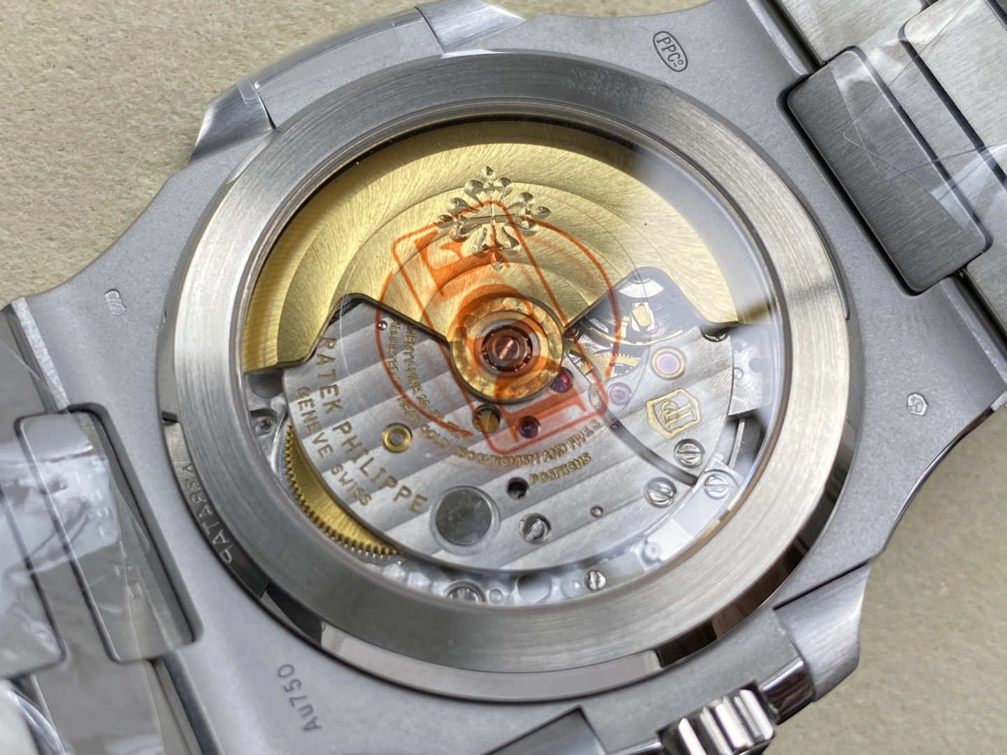6dca0f50c2e96b4 AMO Watch