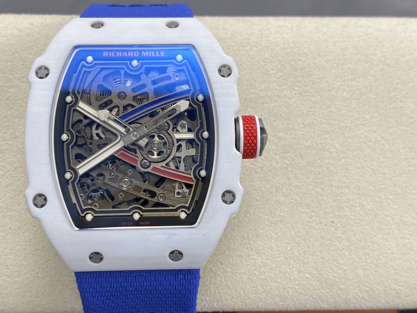 73a45900ede1c8c AMO Watch