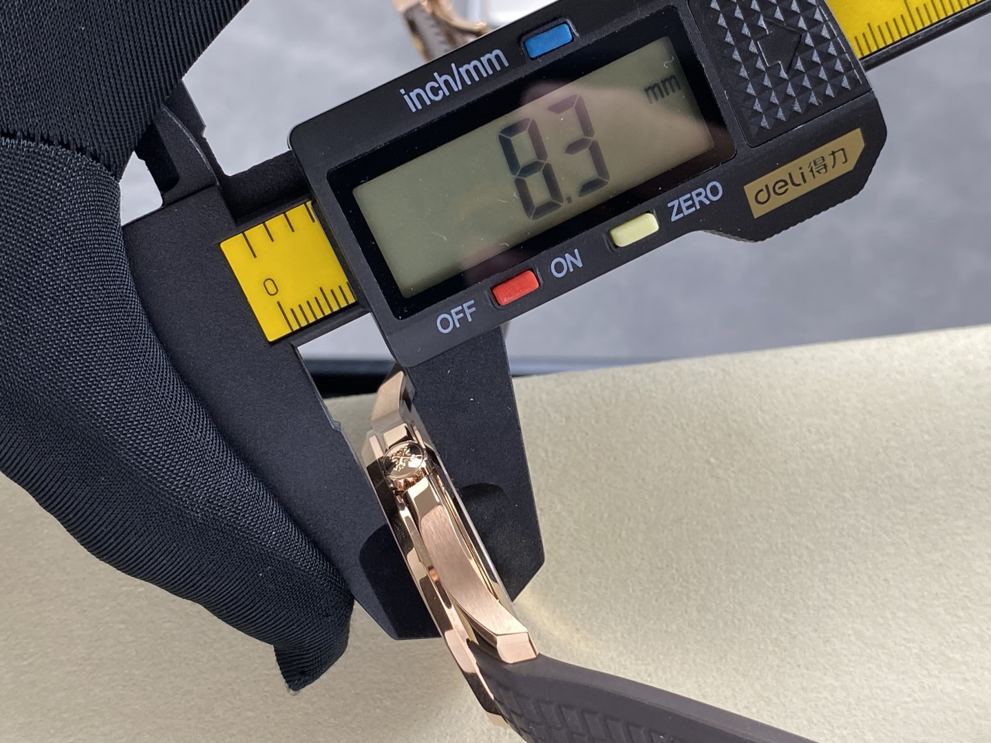74cdc8e0b1098af AMO Watch