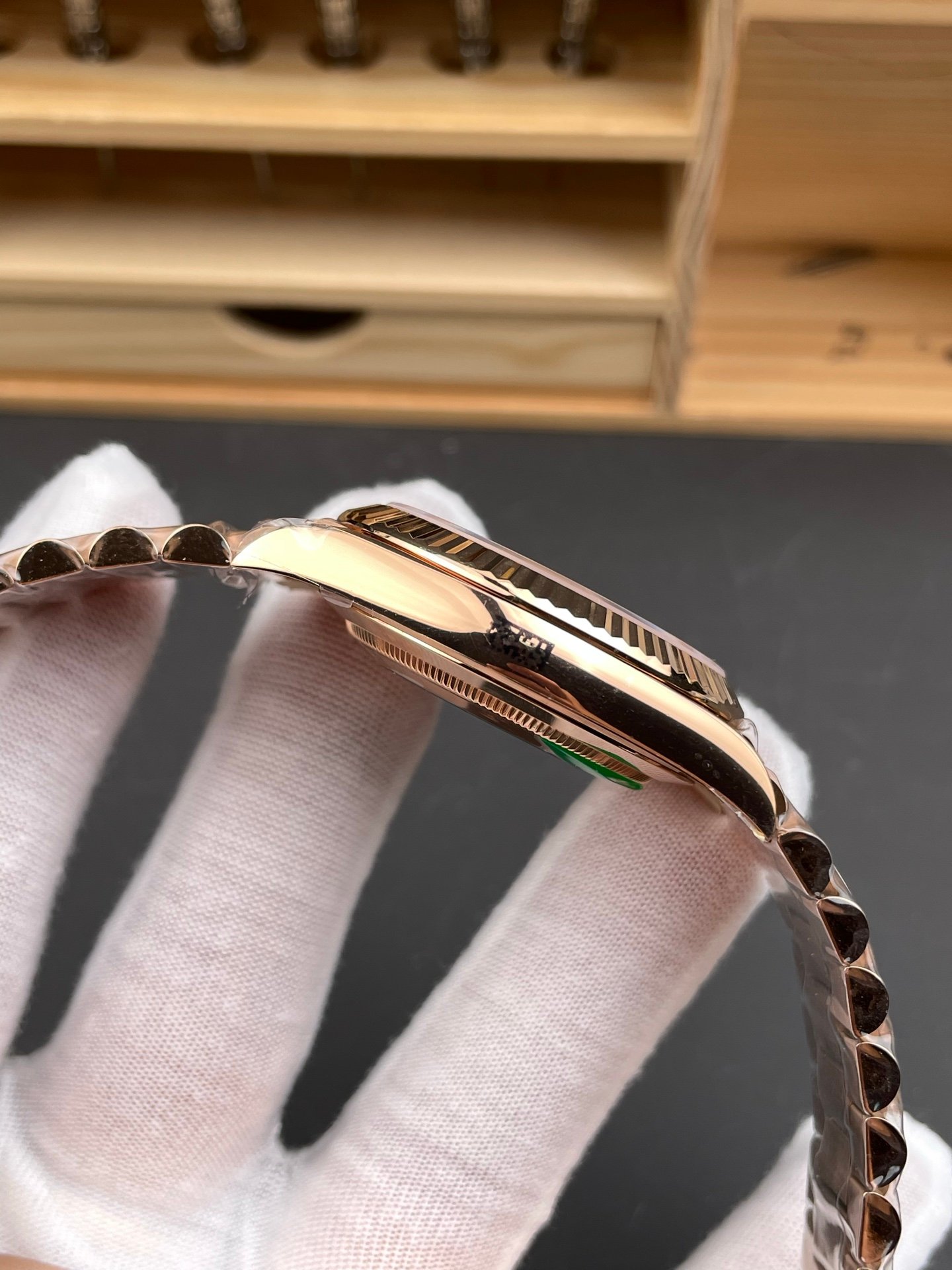 8e1ade9d3648450 AMO Watch