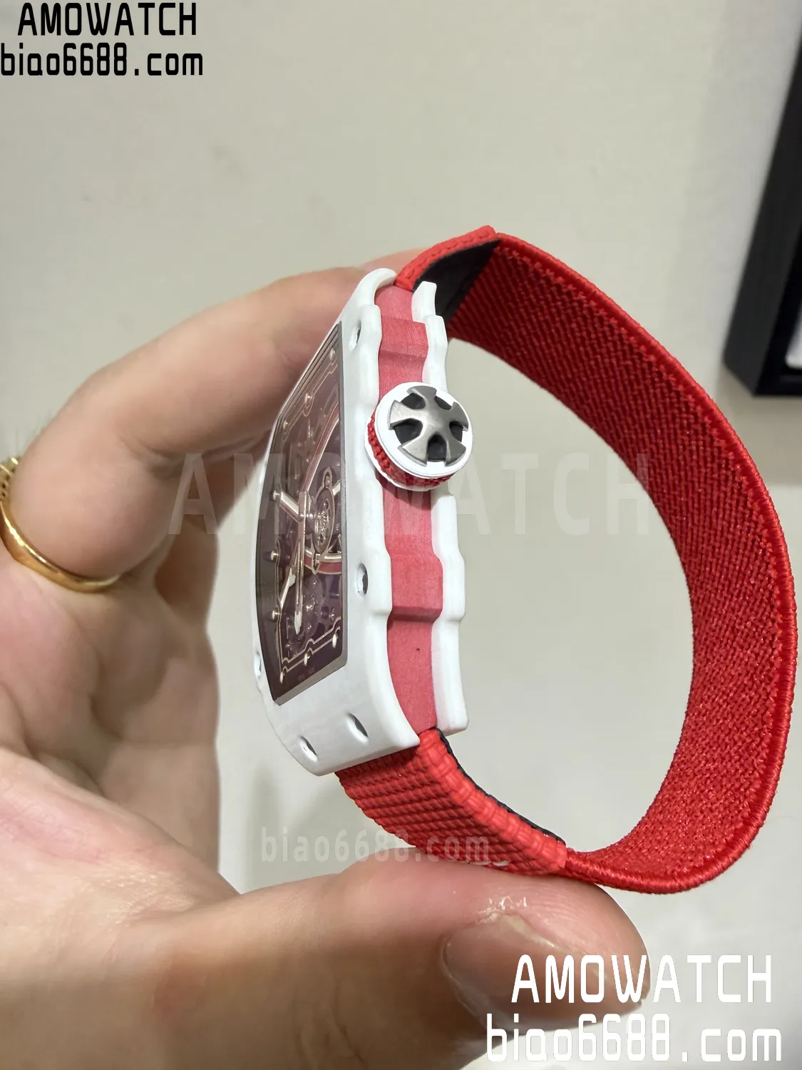 957a8f410535fcf AMO Watch