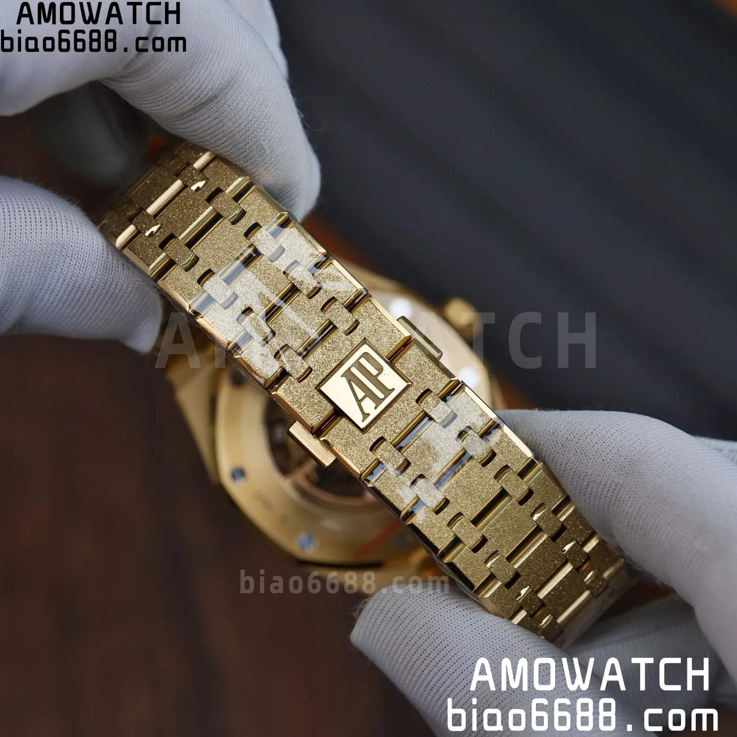 a2e022a44143398 AMO Watch