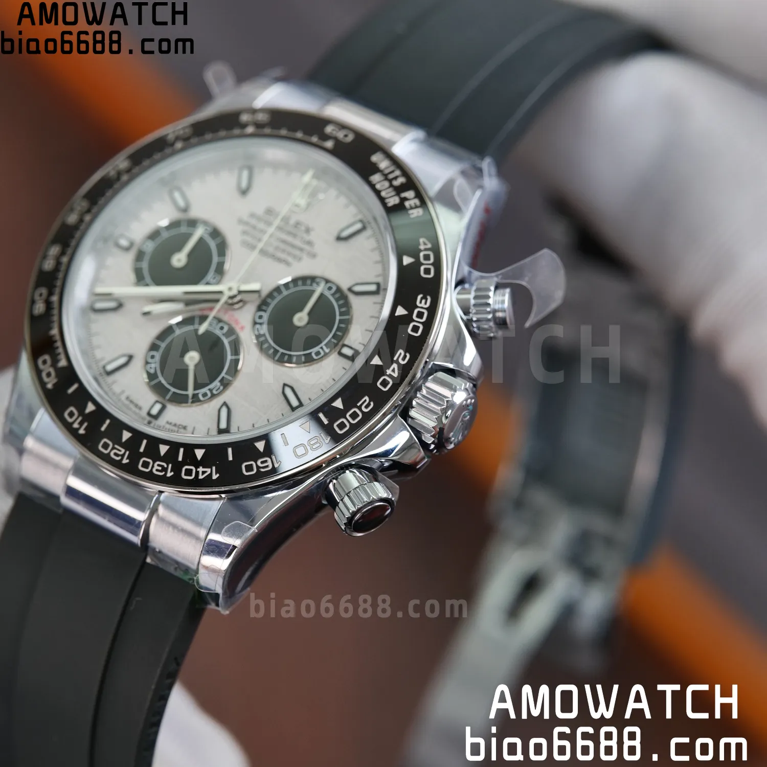 a5d9e5cc7d1b309 AMO Watch