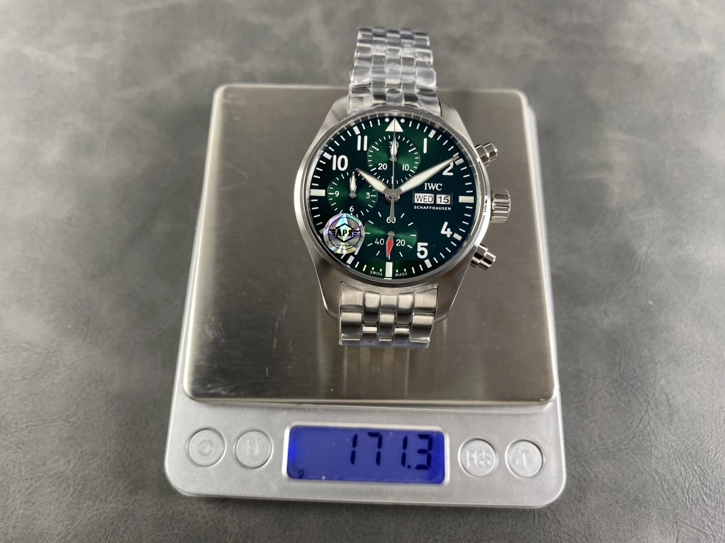 b101af31af9b3bd AMO Watch