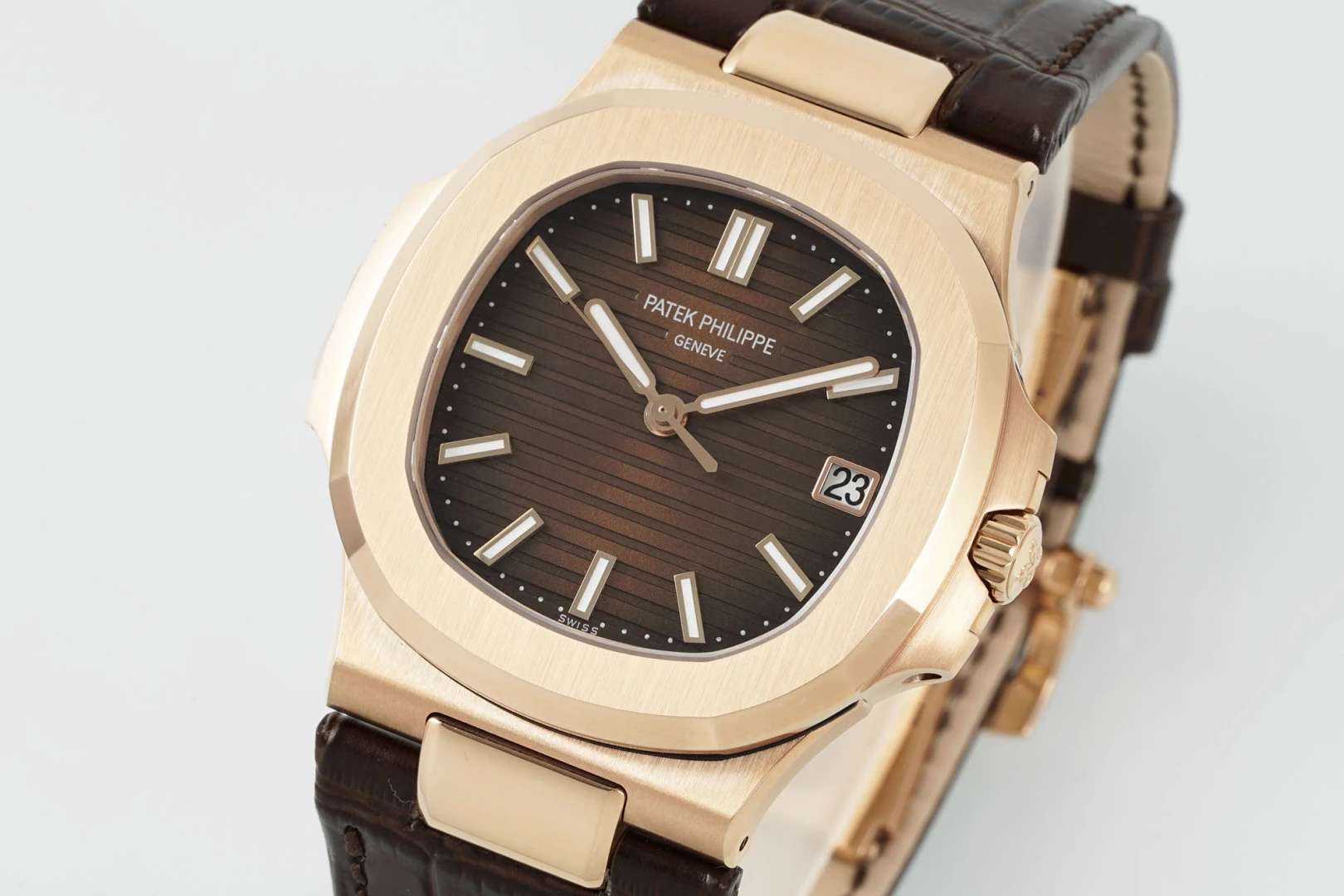 b68f24d5ddb4300 AMO Watch