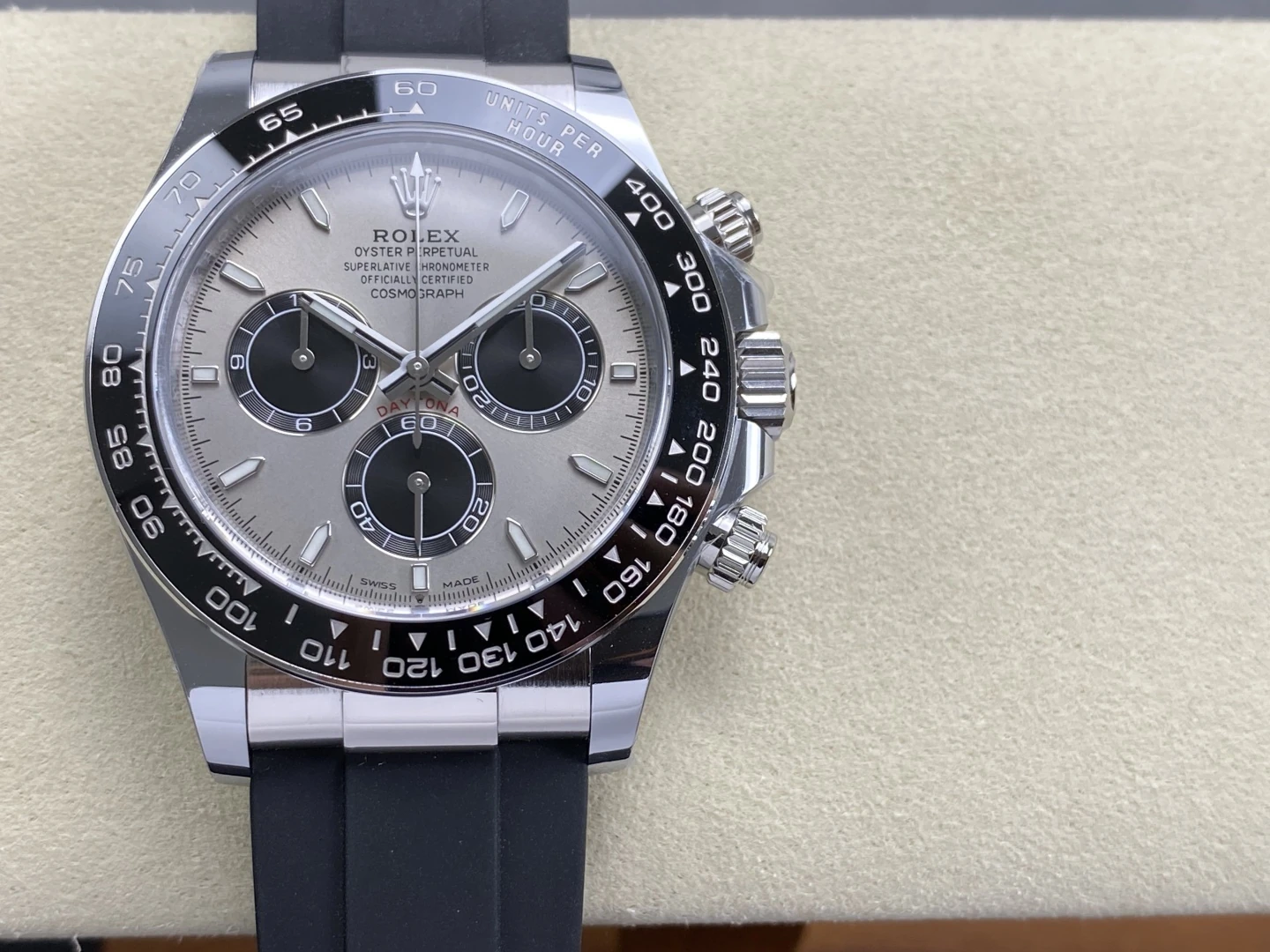 b9f3b7c0969a7b5 AMO Watch