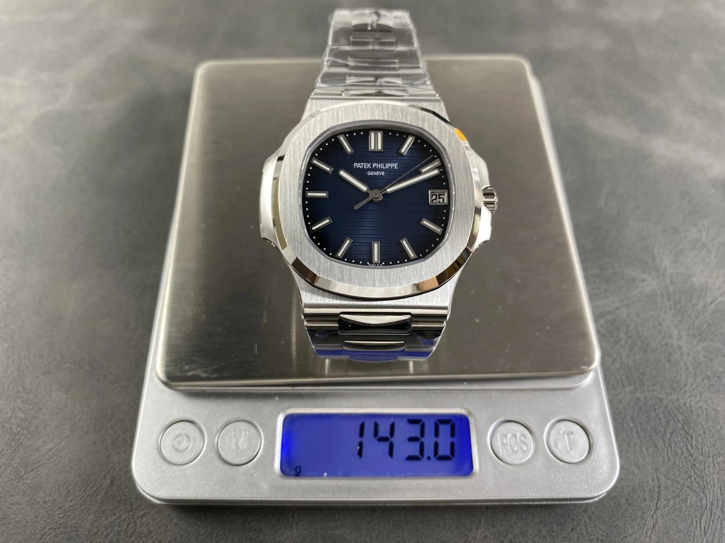 be69ffc0a62b291 AMO Watch