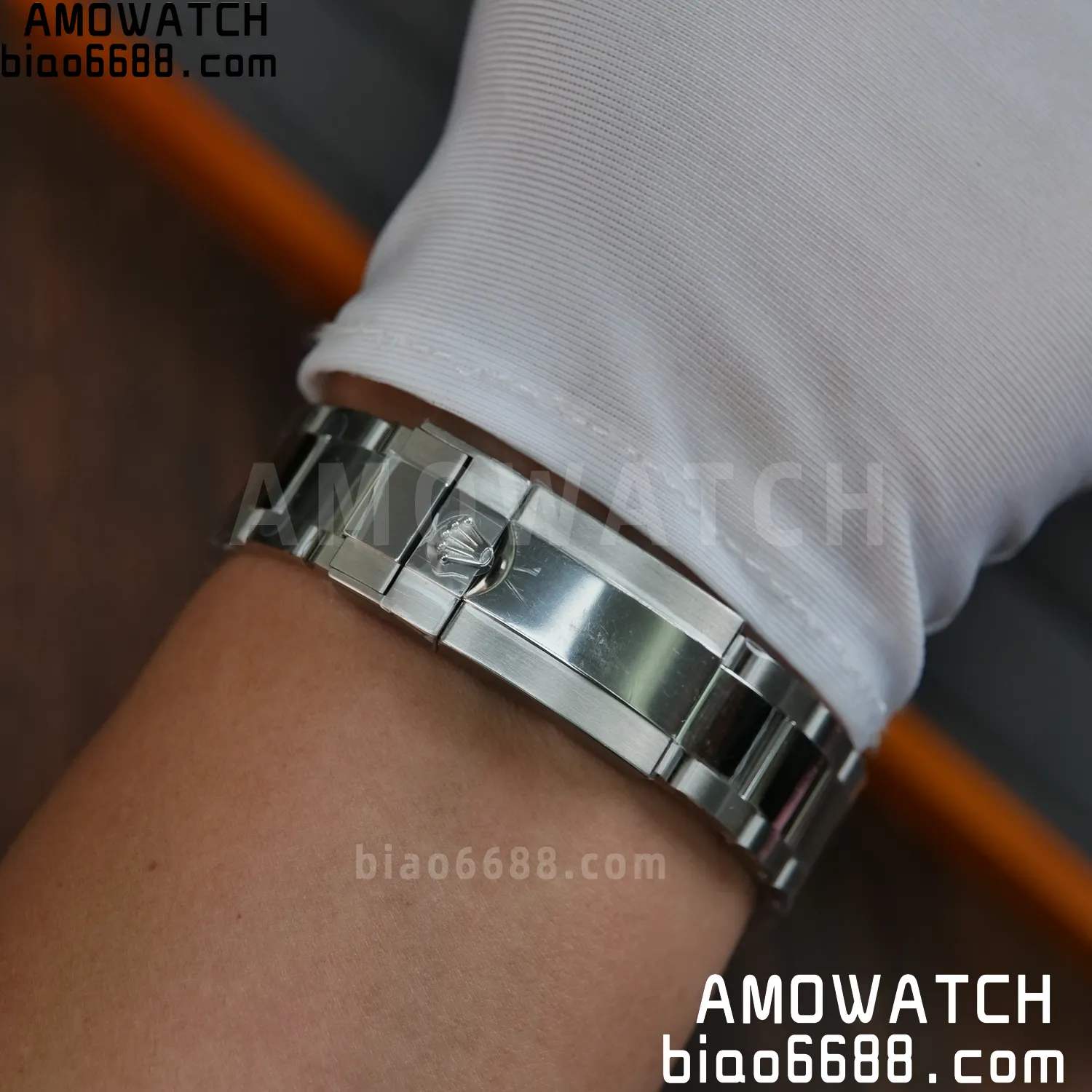 c4c80b1888a2b56 AMO Watch