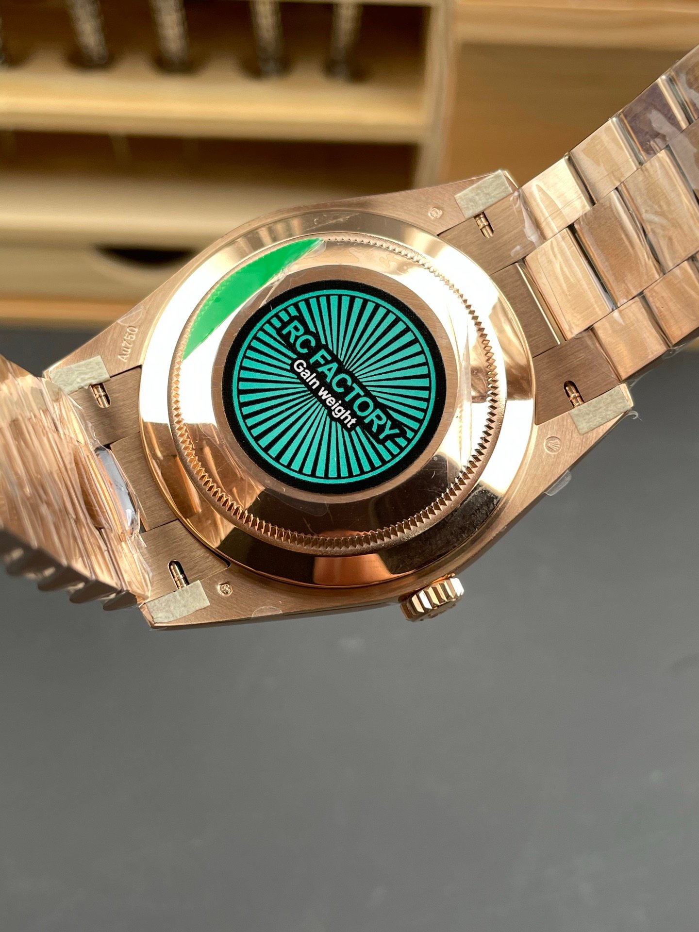 c87d81e0ce9aa39 AMO Watch