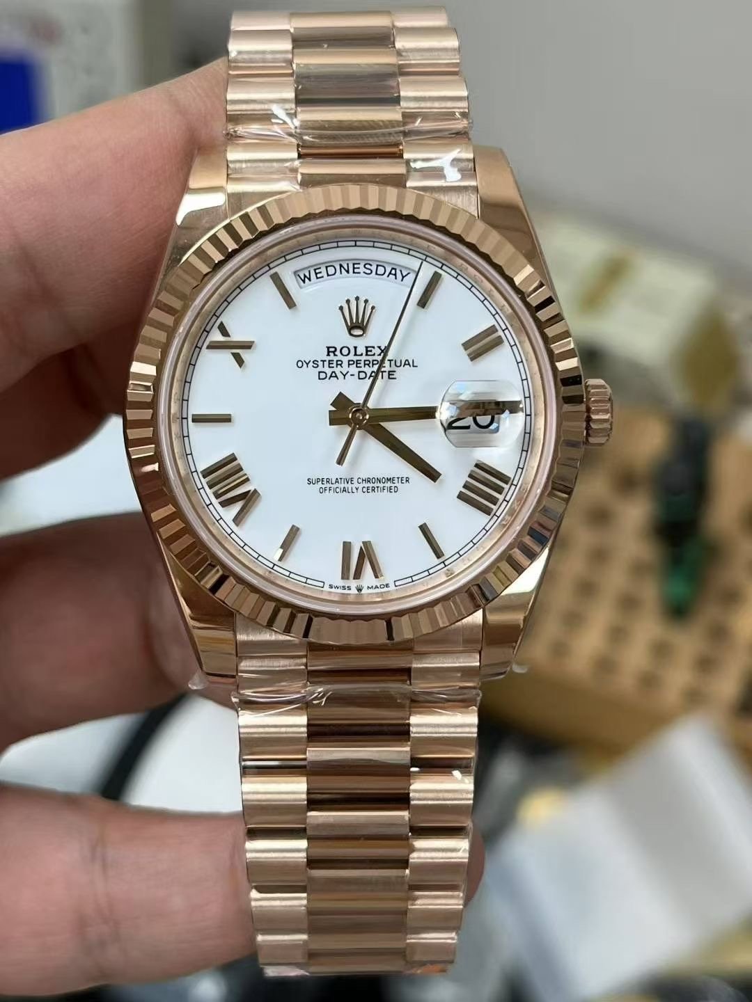 d17d3d336c15d4f AMO Watch