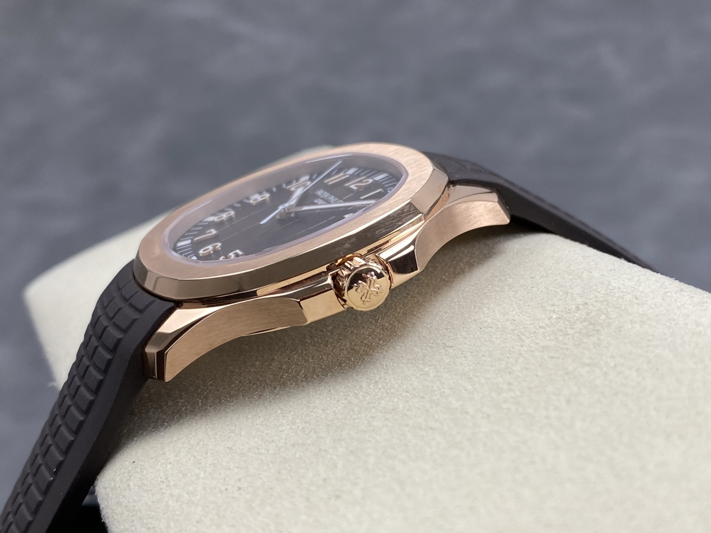 e9d161353c1be51 AMO Watch
