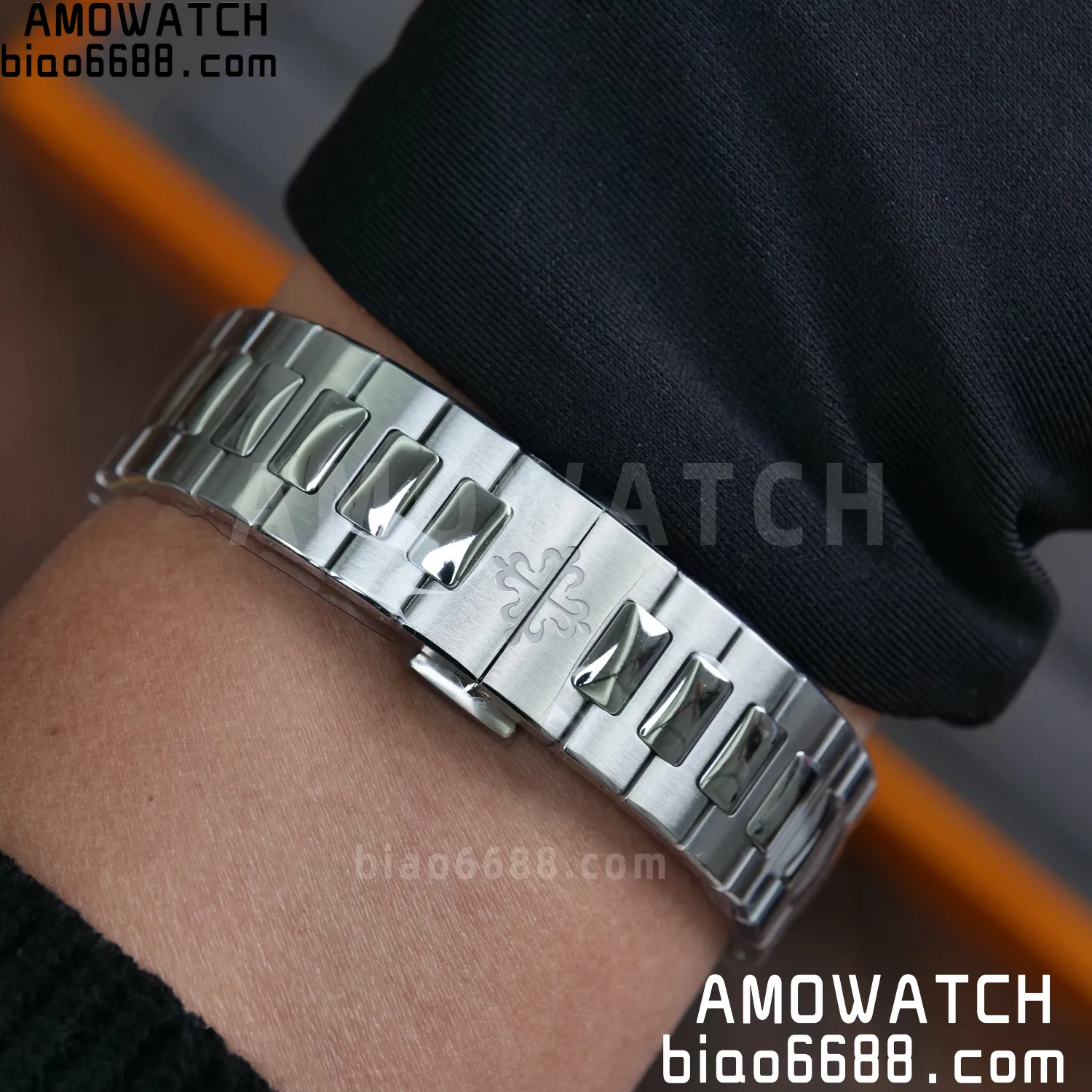 PP Nautilus 5811 DDF 1:1 Best Edition Blue Textured Dial on SS Bracelet DD330 Super Clone (Weighted) 95 f1d954e4cbb1bc3 阿默表行AmoWatch