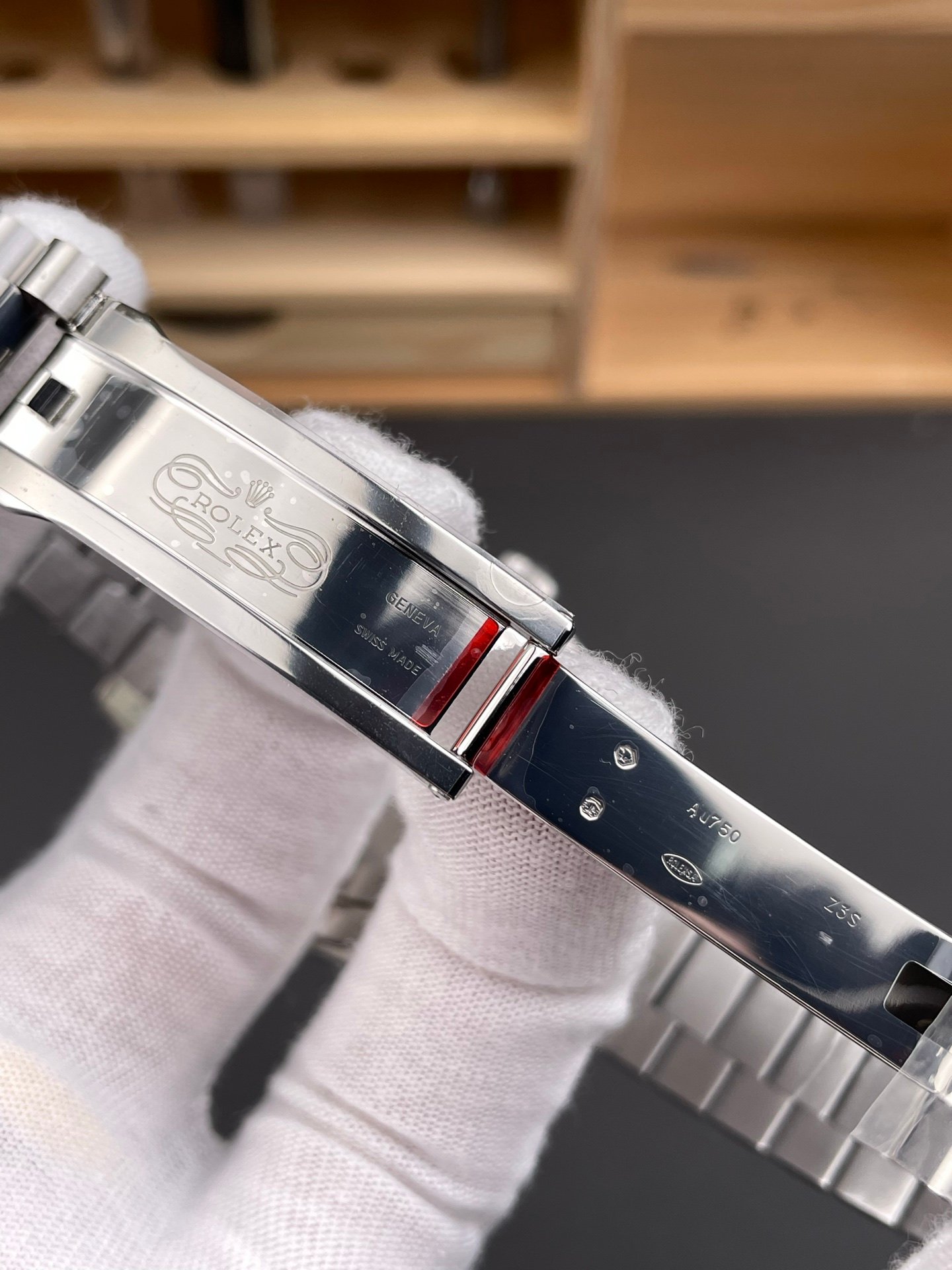 fcab24f69300f93 AMO Watch