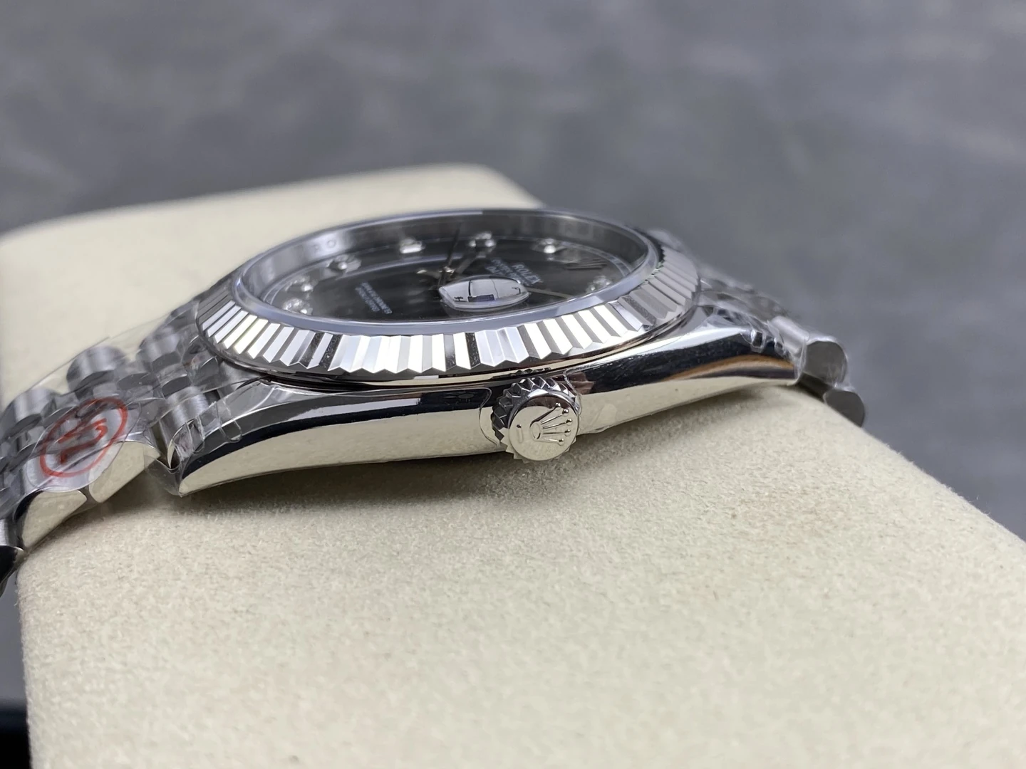 0218e5b4f4f524d AMO Watch