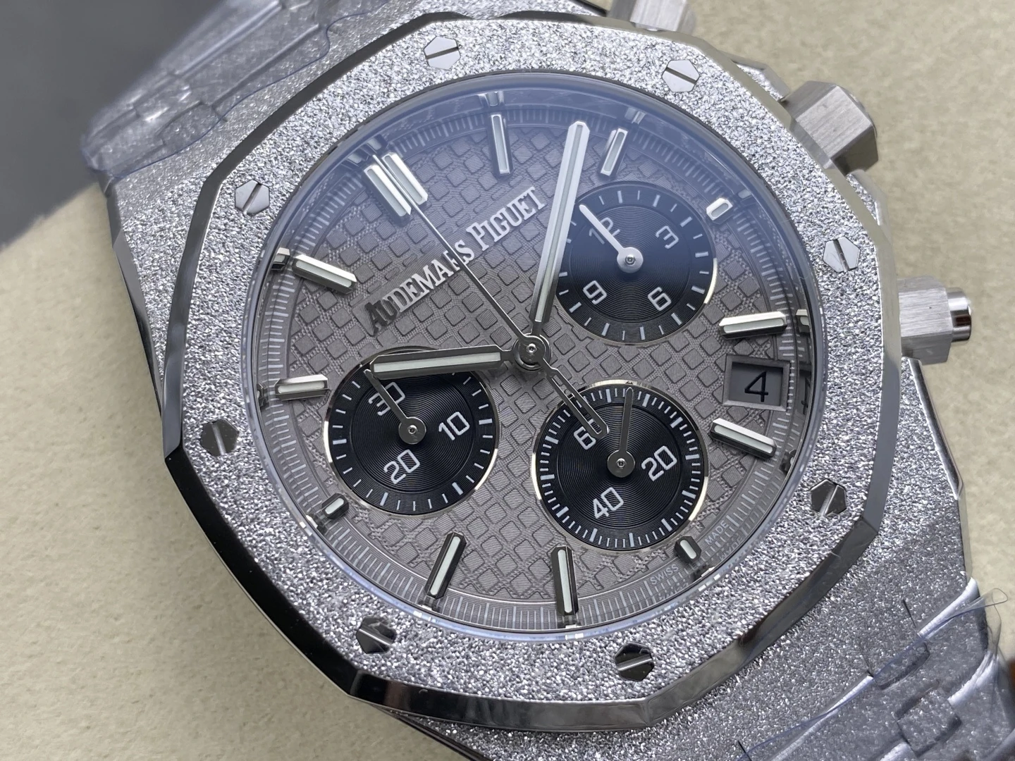 Royal Oak Chrono 26240 Frosted SS DDF 1:1 Best Edition Gray/Black Dial on SS Bracelet DD4401 Super Clone 34 0d9e0bd0d214506 AMO Watch