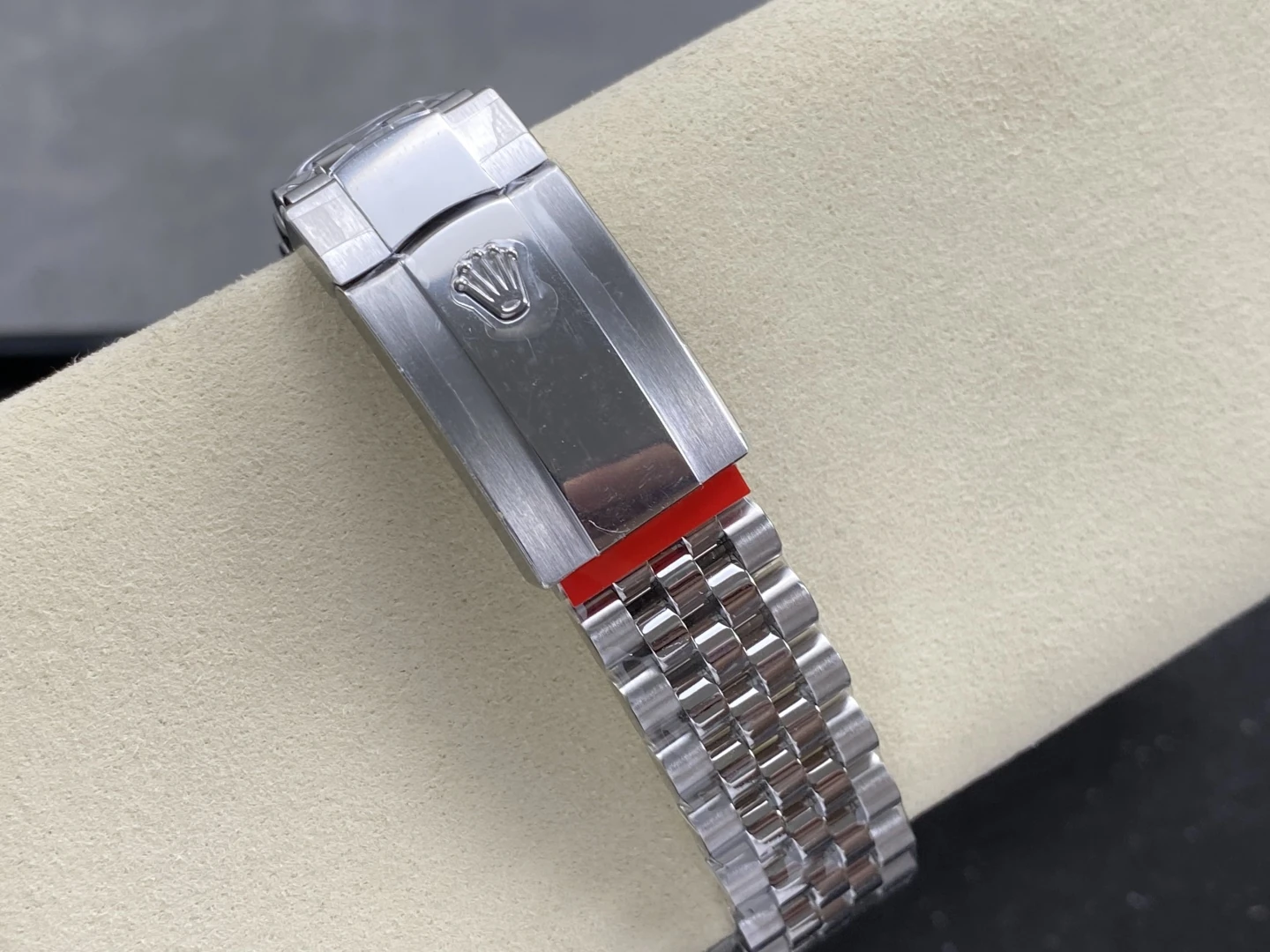 0e600d0af4c23ba AMO Watch