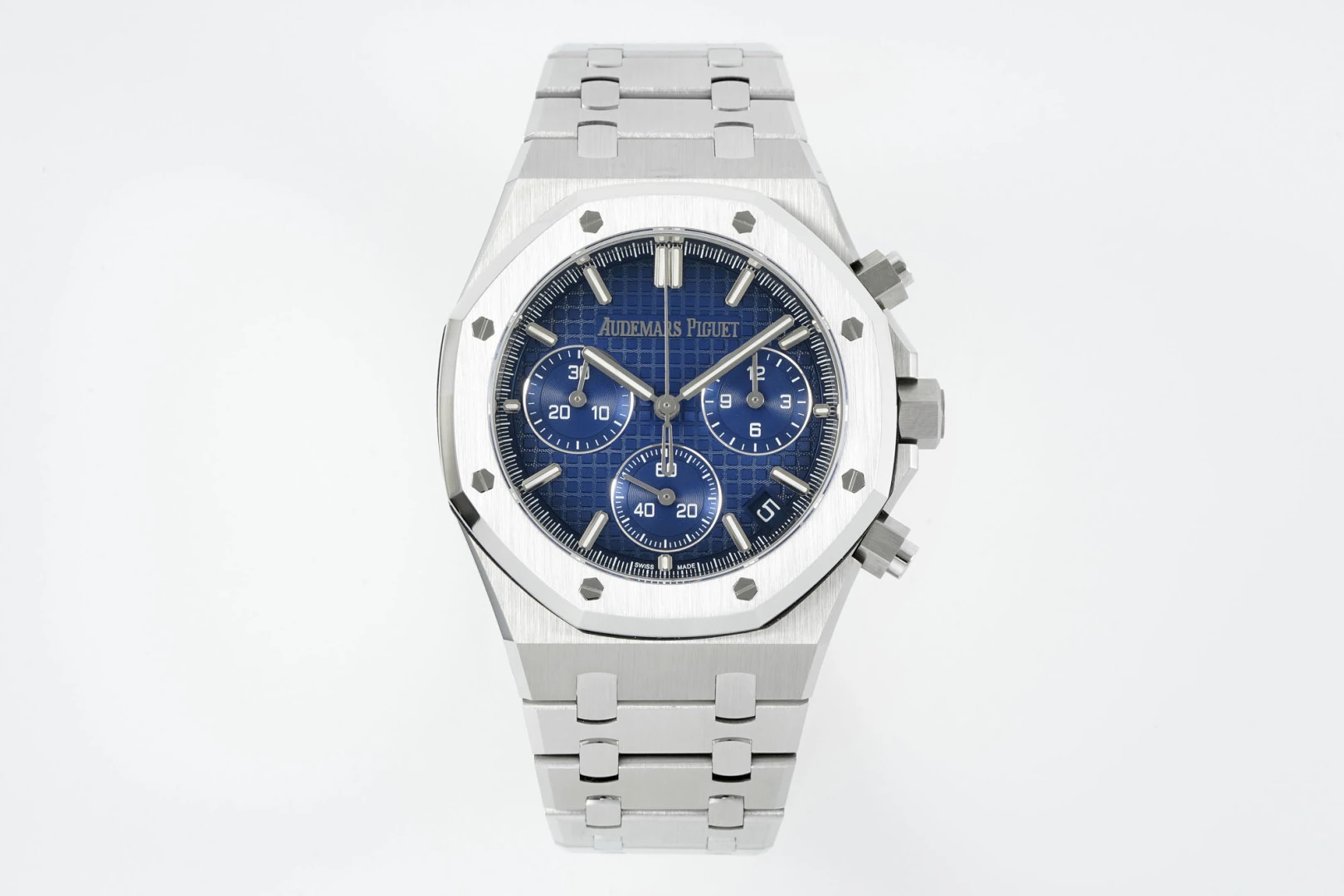 AP Royal Oak Chrono 26240BC SS DDF 1:1 Best Edition Blue Dial on SS Bracelet DD4401 Super Clone 19 171d7a5729f6d9d AMO Watch