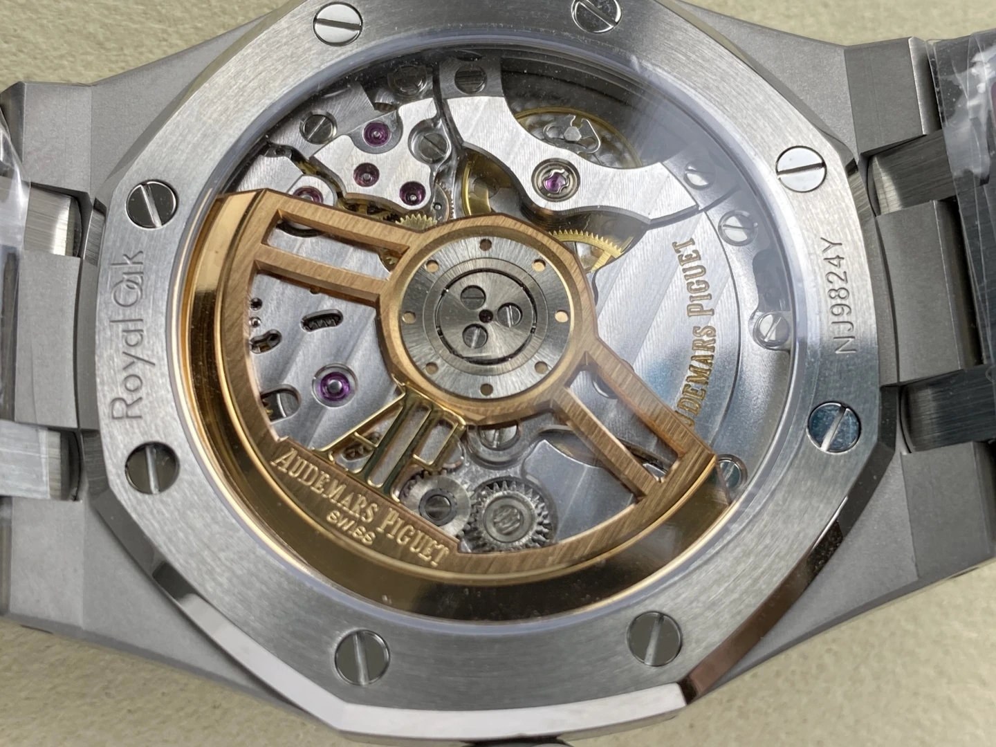 AP Royal Oak 15510 SS TOP 1:1 Best Edition Green Dial on SS Bracelet SA4302 Super Clone 32 1ebecff84a17c44 AMO Watch